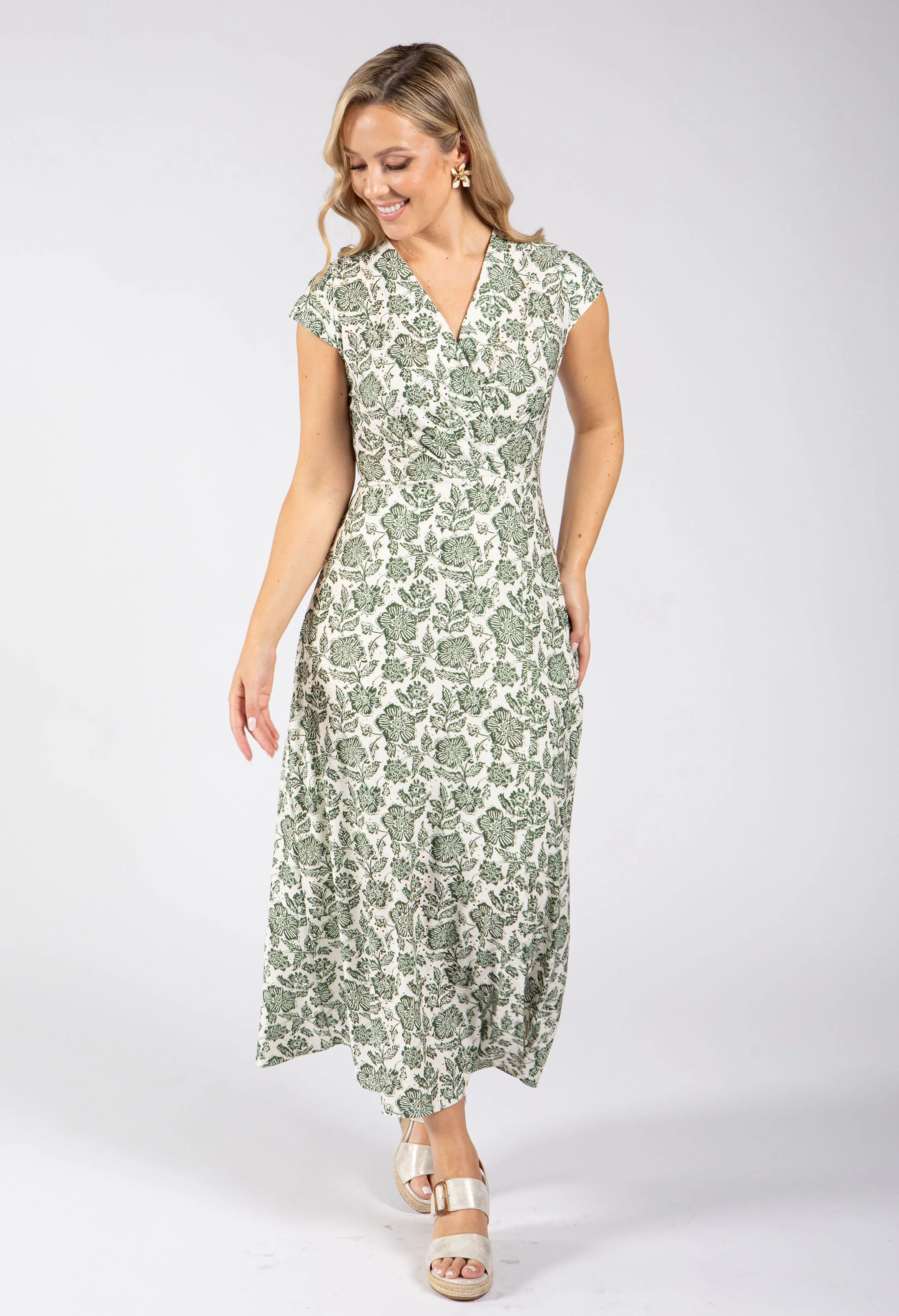 Floral Print Sleeveless Wrap Midi Dress - Image 2