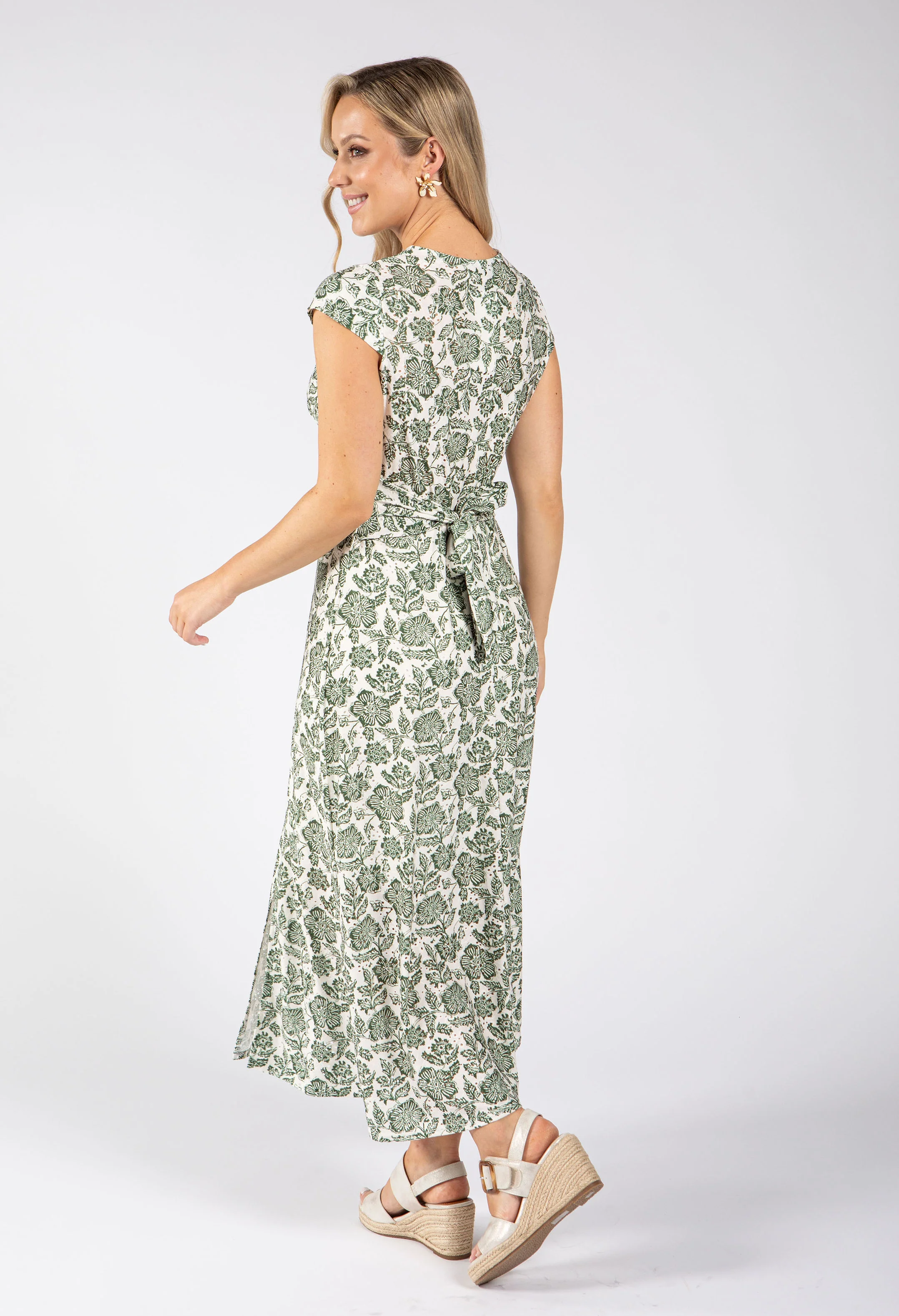 Floral Print Sleeveless Wrap Midi Dress - Image 6