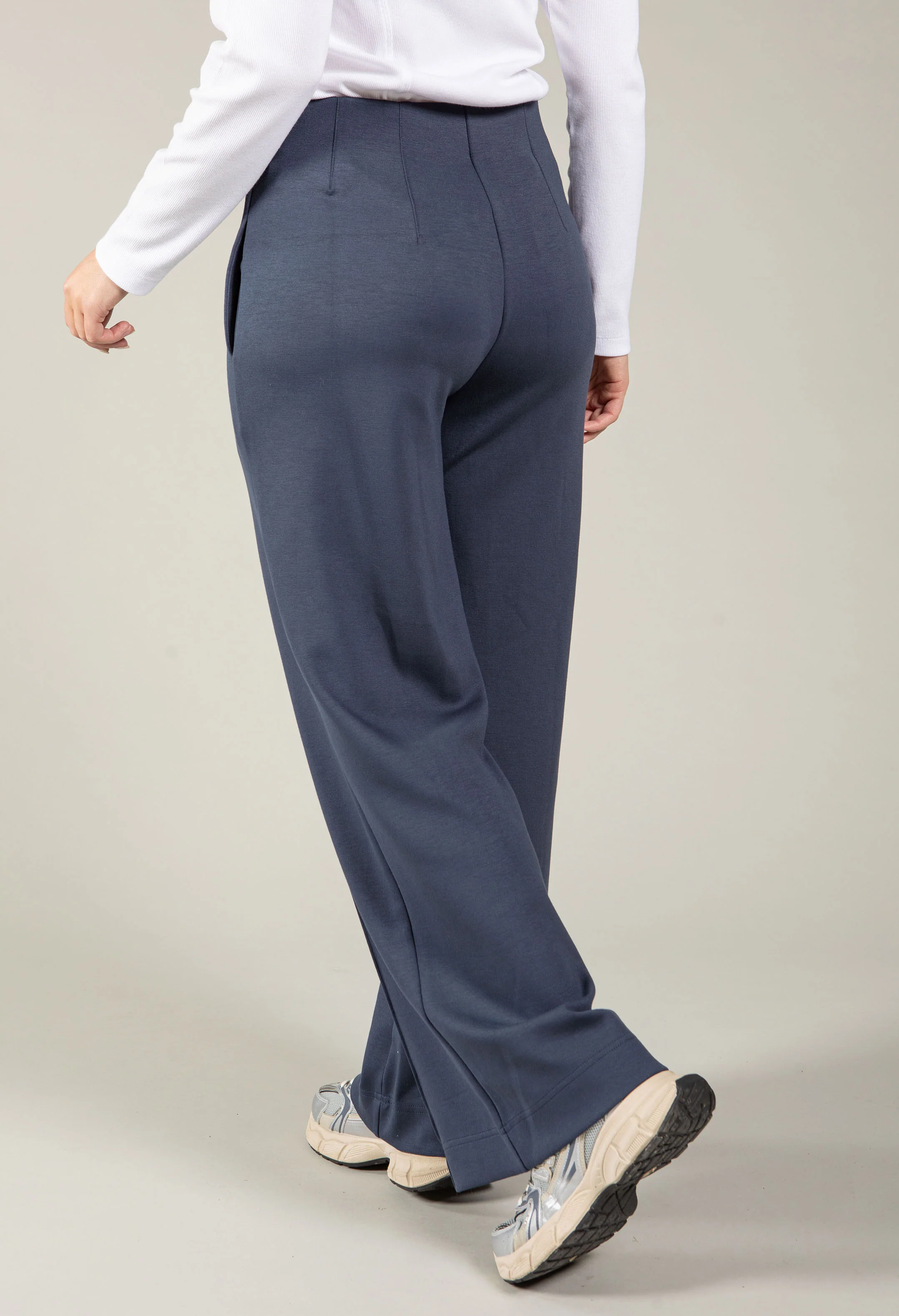 Ginny Soft Touch Wide Leg Trousers - Image 5
