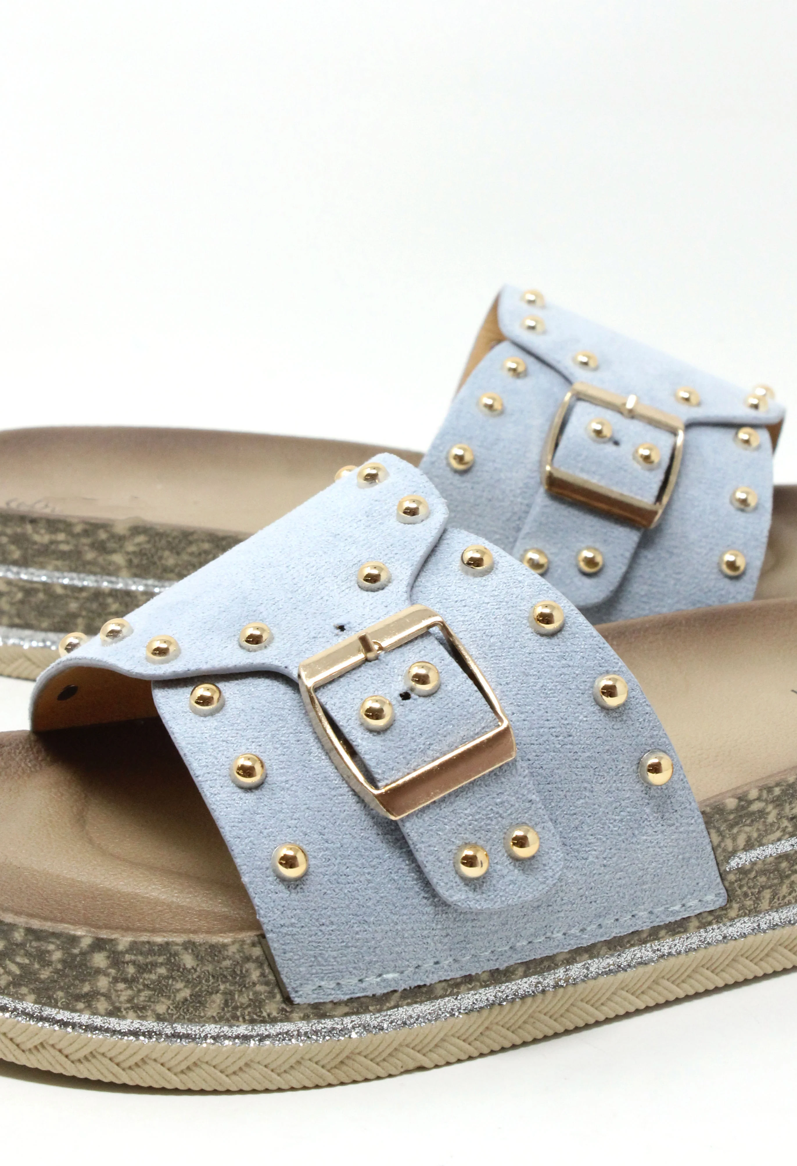 Golden Stud Slide - Image 5