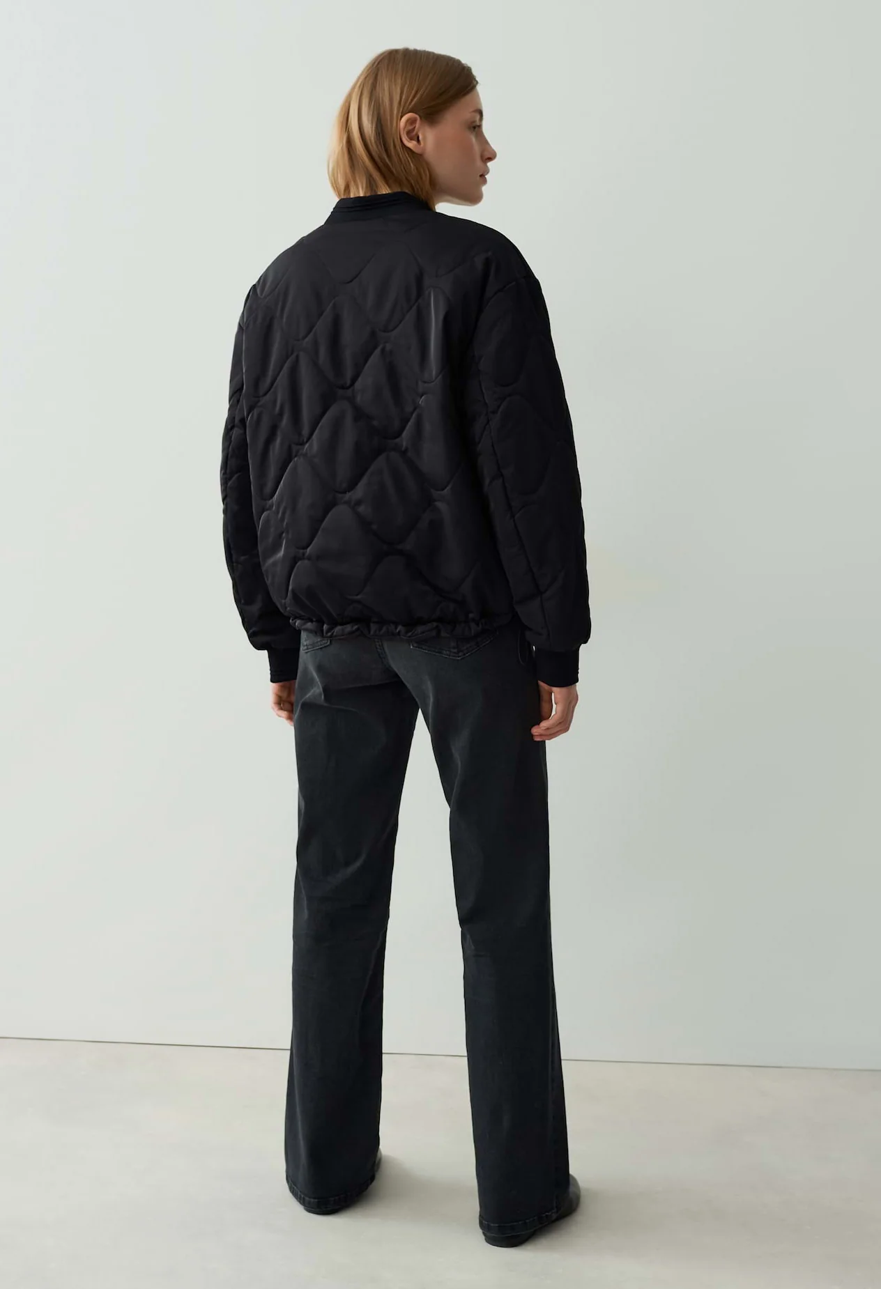 Hallinu Quilted Jacket - Image 4