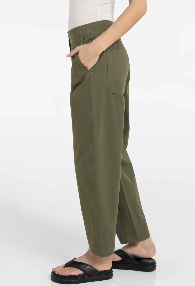 High waist barrel trousers with button detail - Image 5
