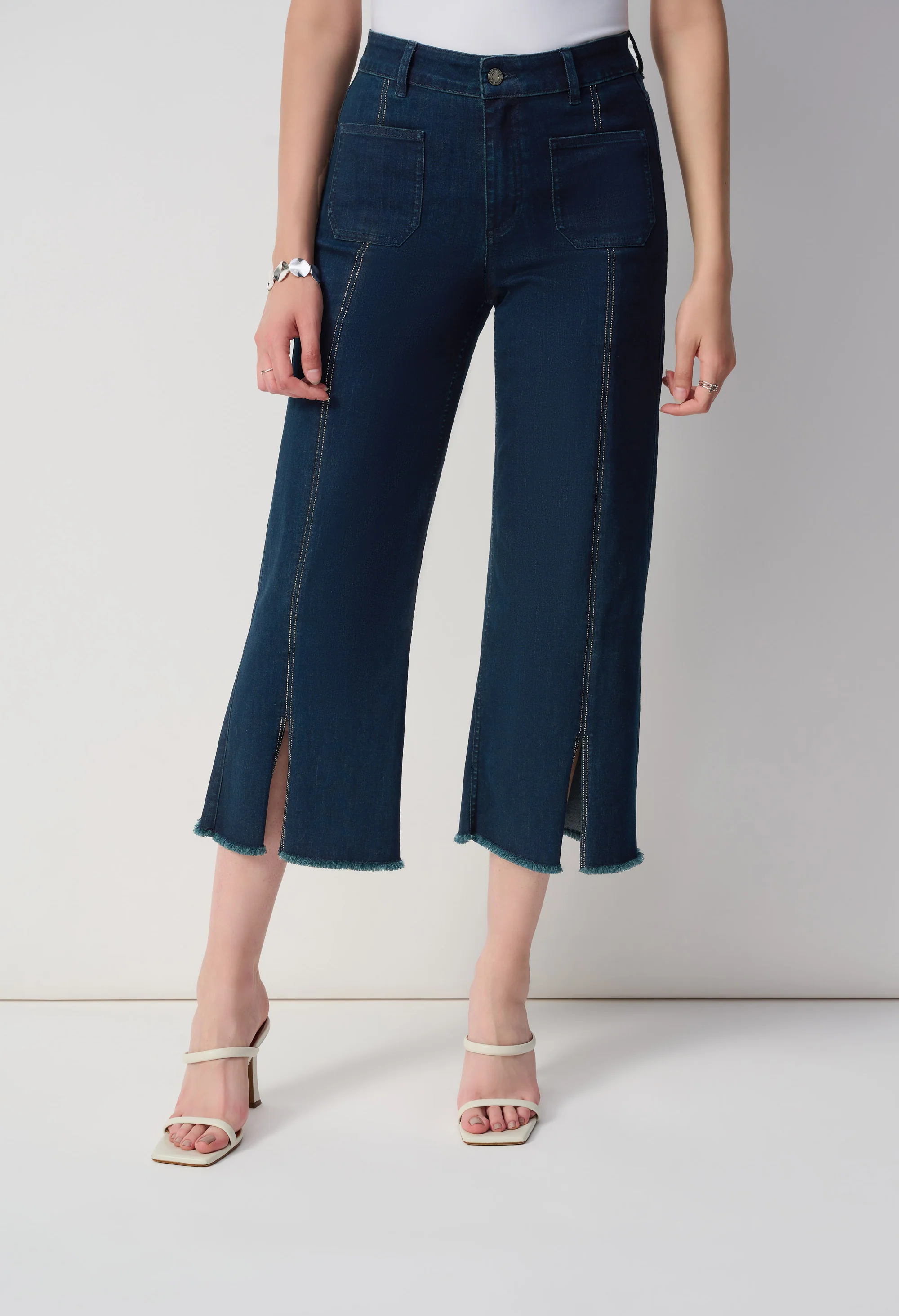 High Waist Cropped Jeans - Image 8