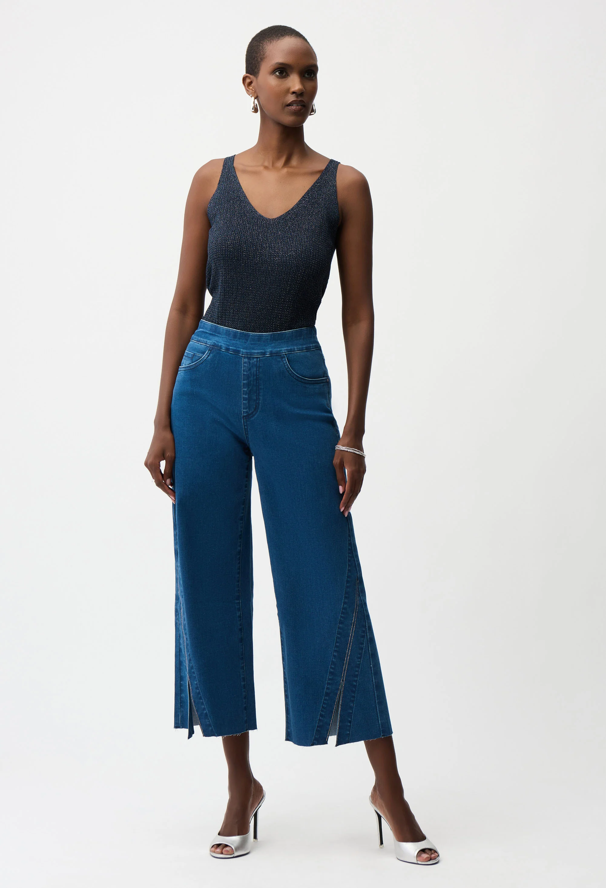 High-waisted Cropped Jeans - Image 3