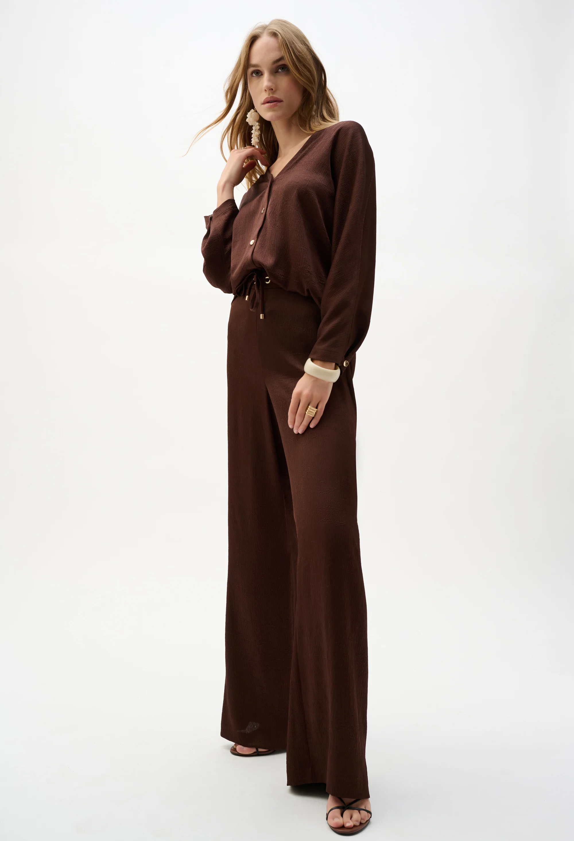 High-waisted Wide-leg Trousers - Image 2