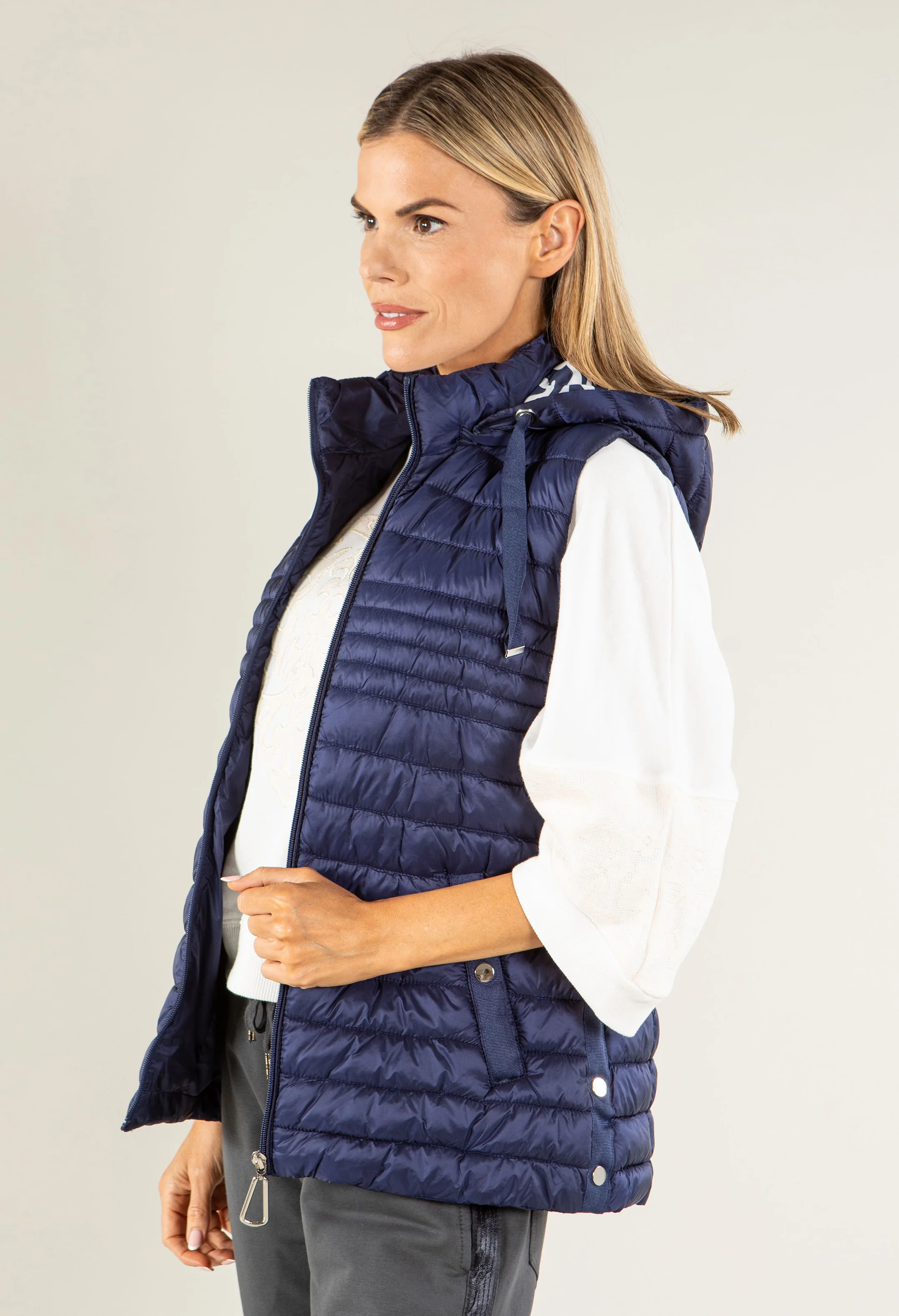 Hooded Quilted Gilet - Image 10