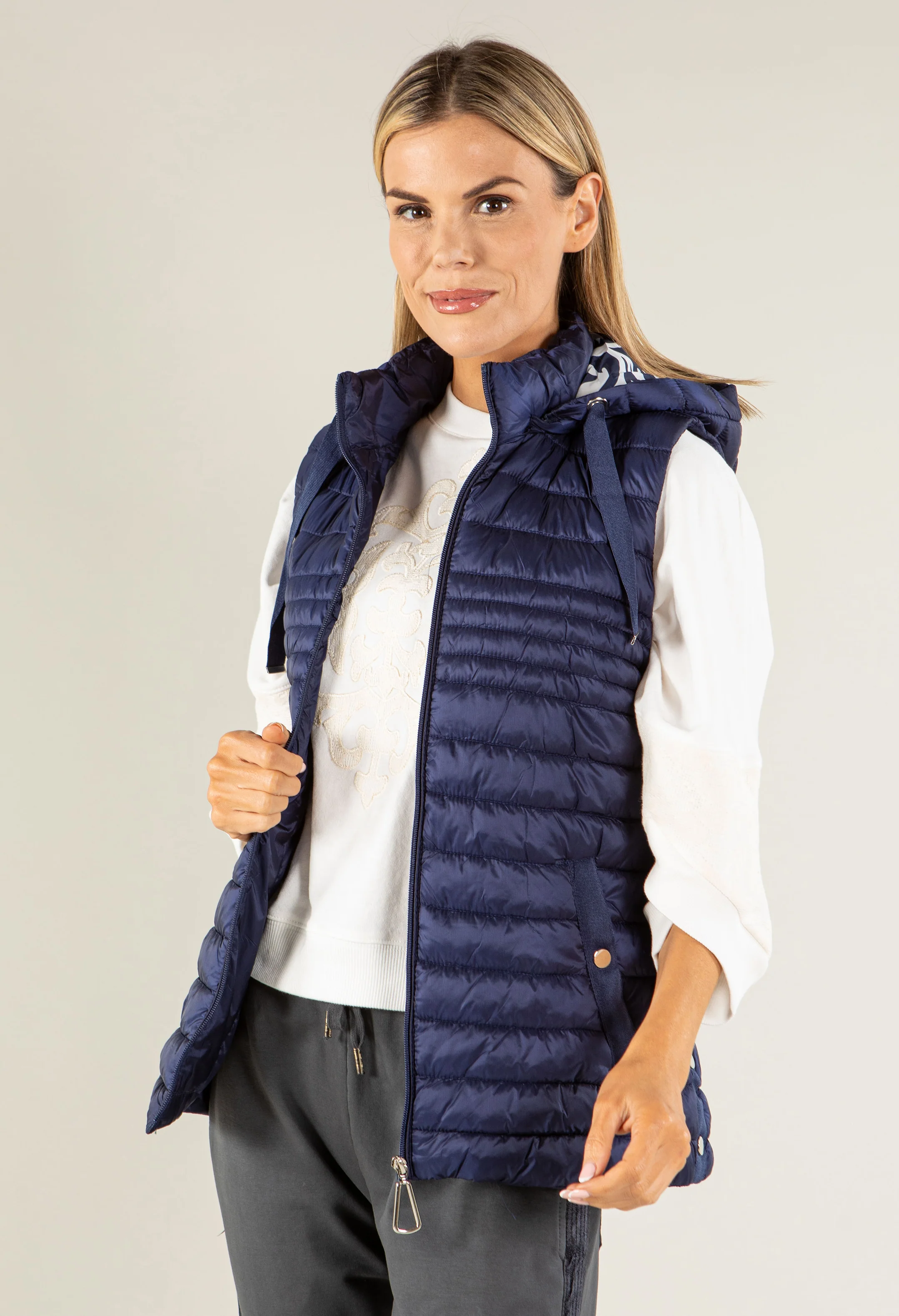 Hooded Quilted Gilet - Image 11
