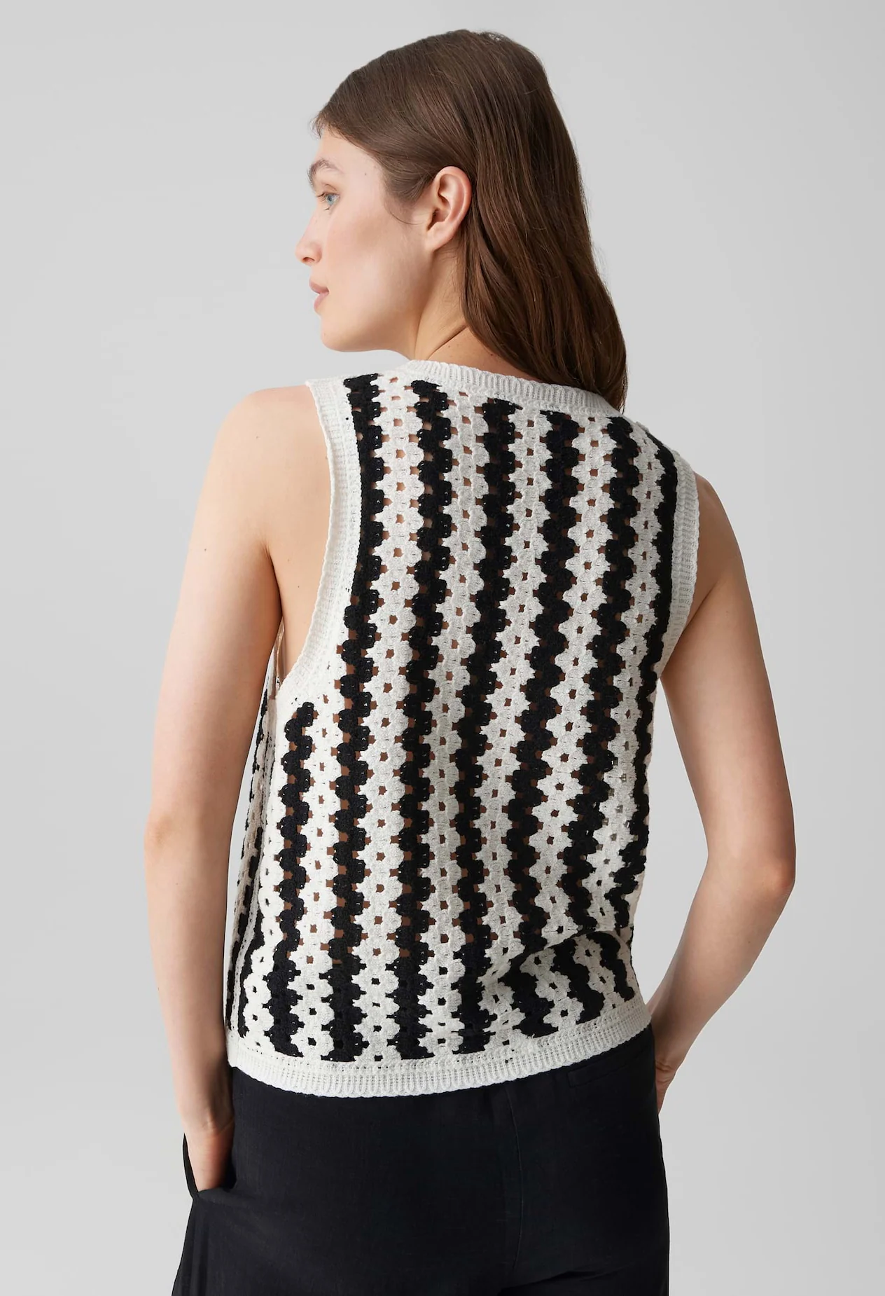 Ifama Sleeveless Crochet Knit Top - Image 4