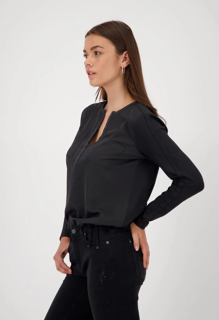 Jewellery Detail Blouse - Image 8
