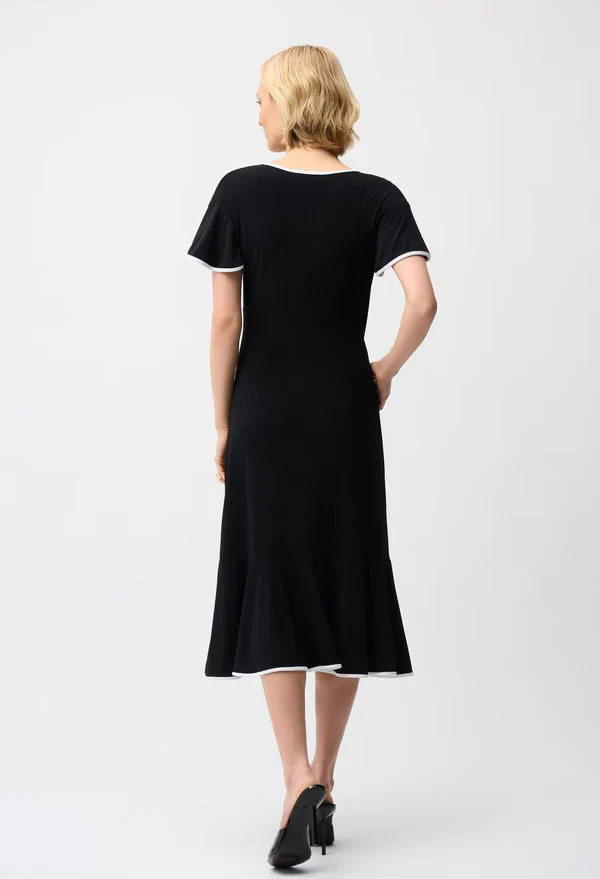 Knee-length Faux Wrap Dress - Image 4