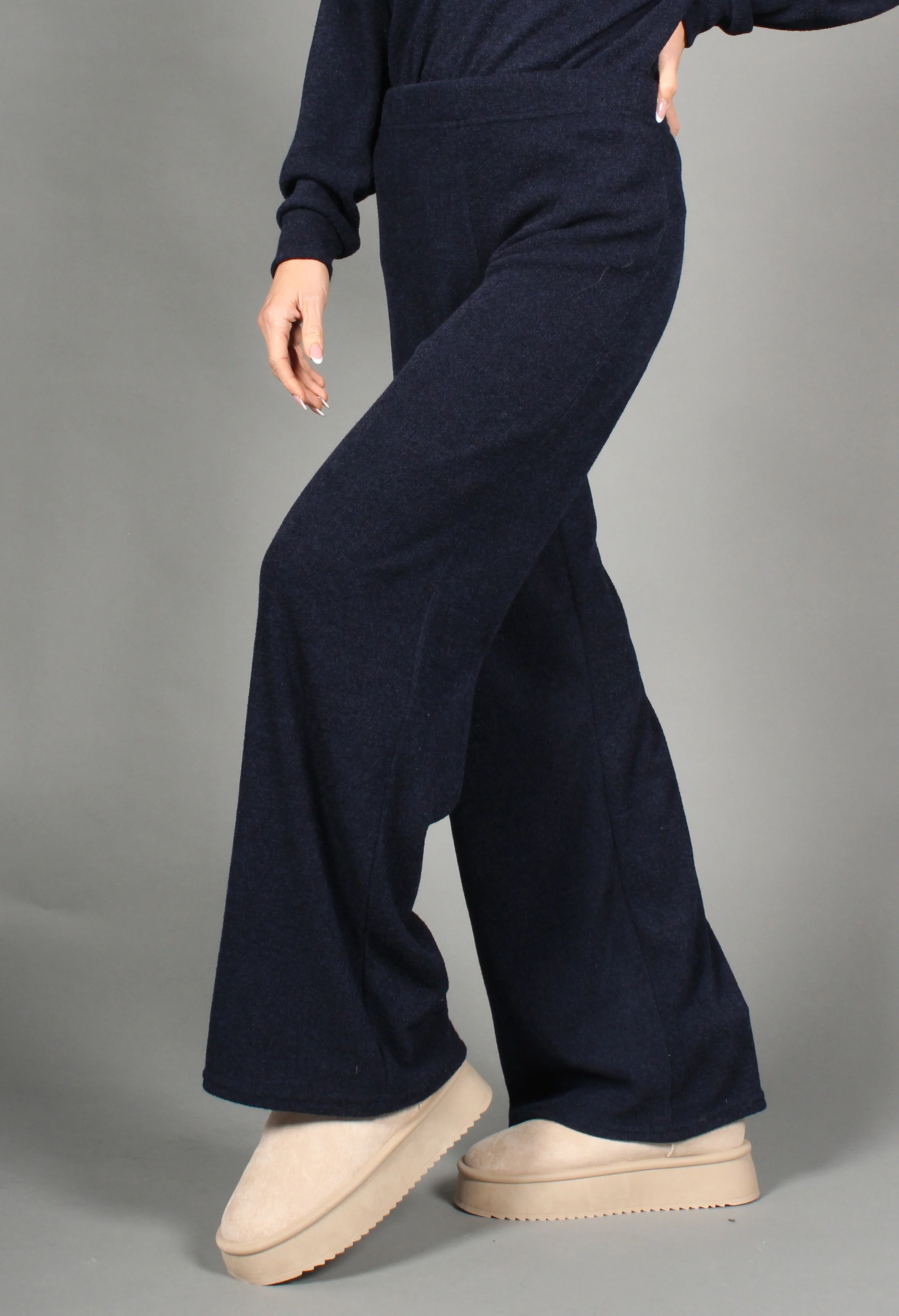 Knit Relaxed Fit Trouser - Image 4