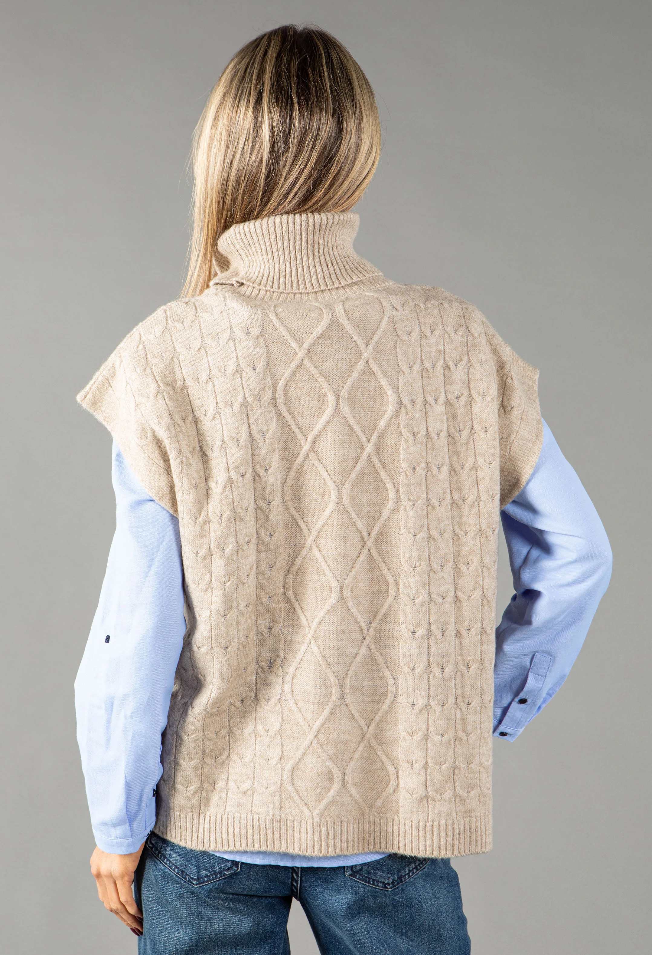 Knit Sweater Vest - Image 11