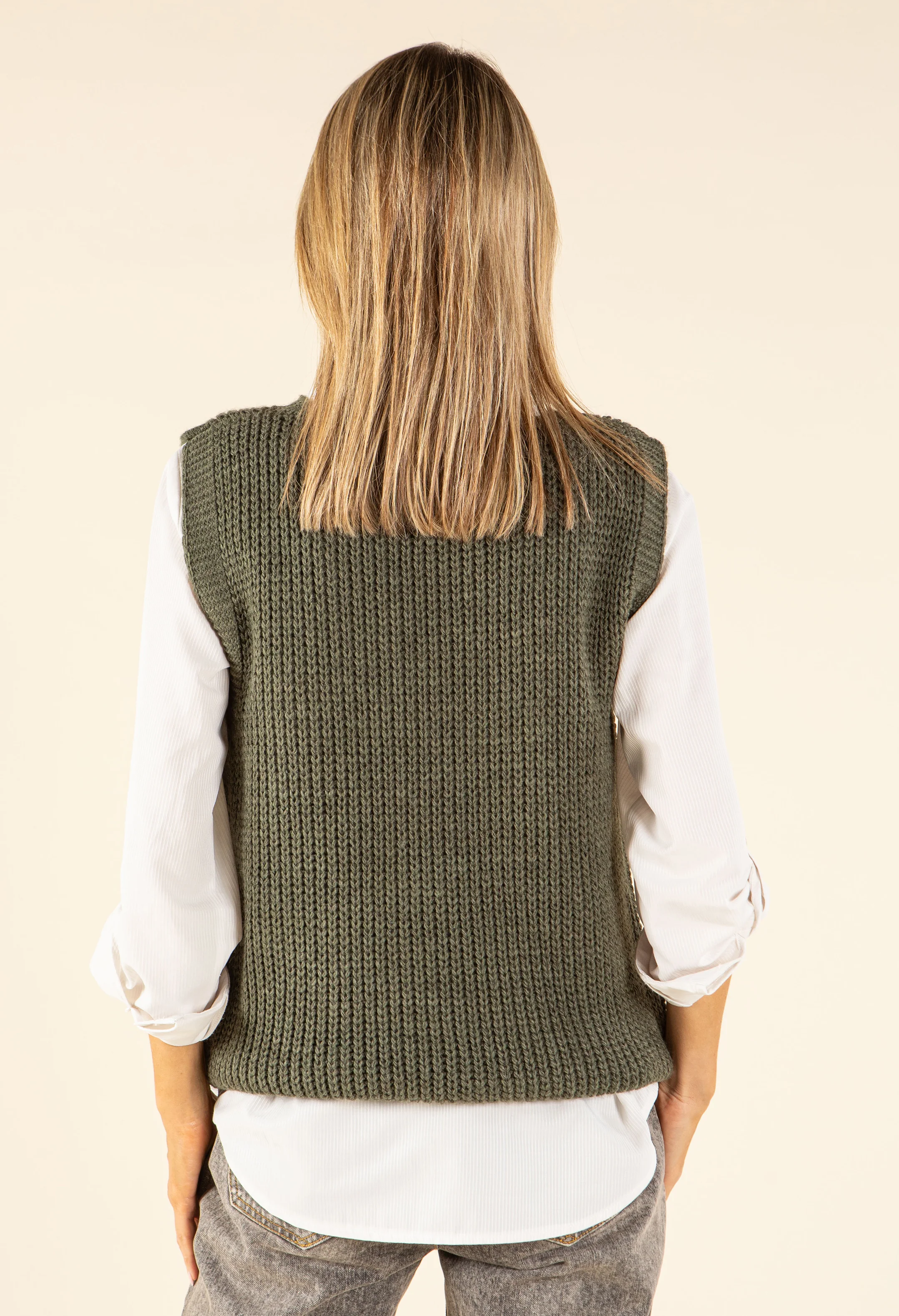 Soft Knit V-Neck Vest - Image 17