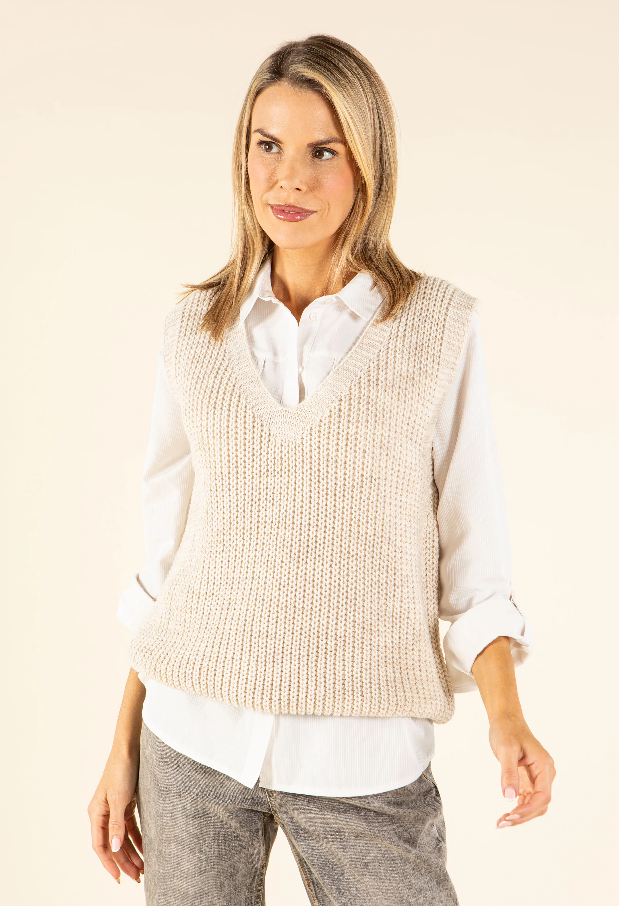 Soft Knit V-Neck Vest - Image 7