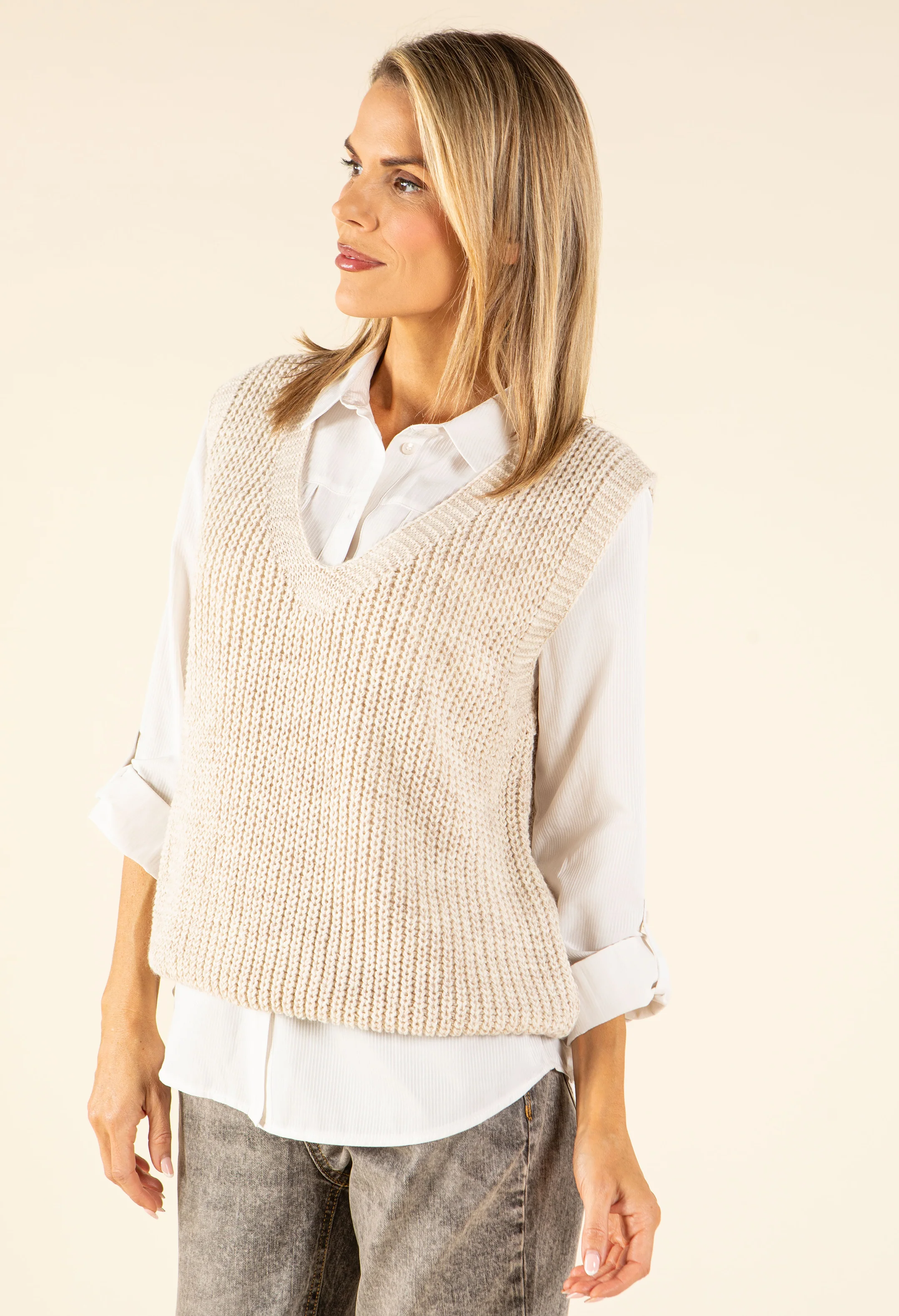 Soft Knit V-Neck Vest - Image 8