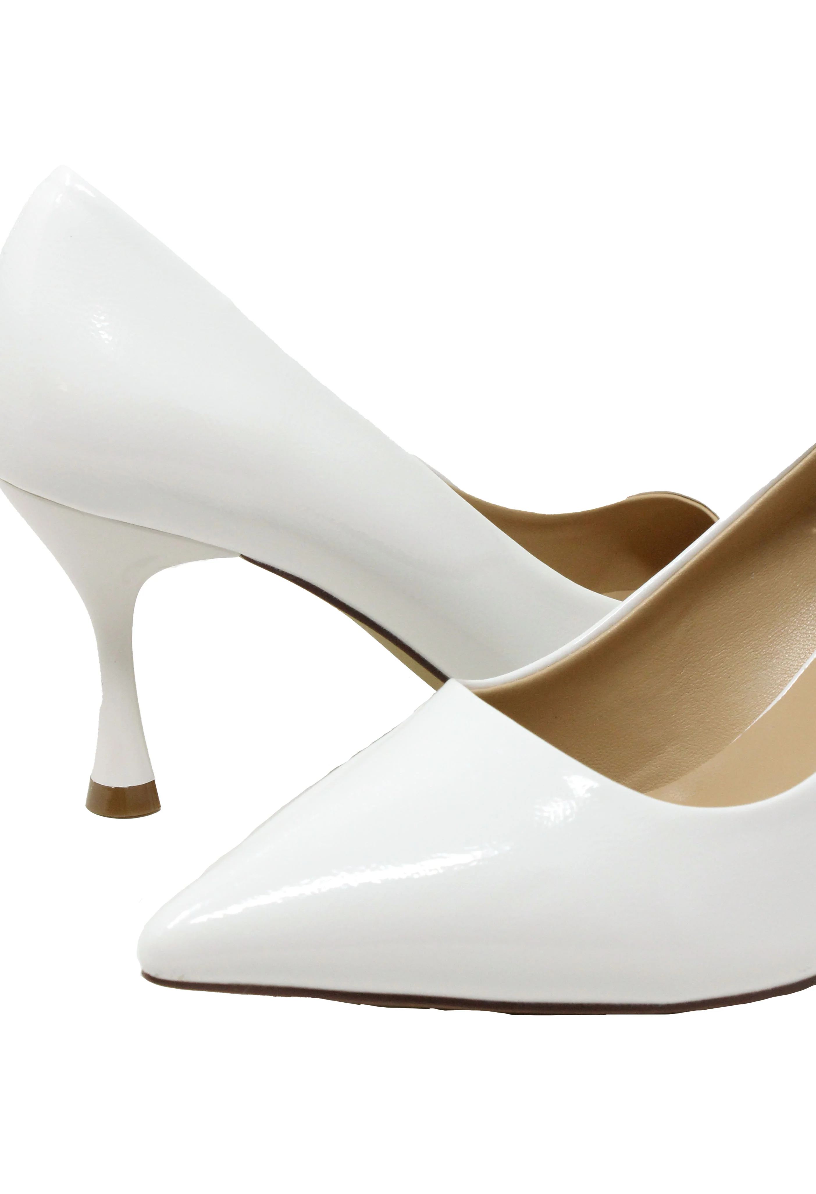 Lacquer Look Heel - Image 15