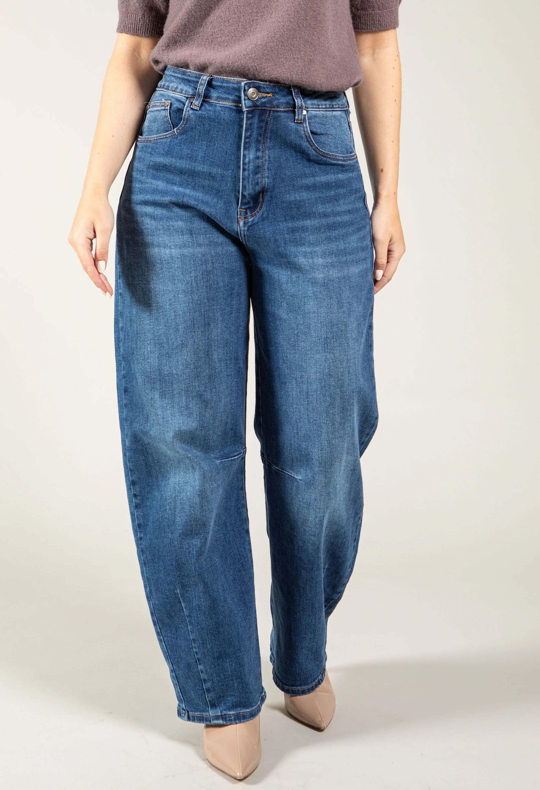 Louisa Barrel Leg Jeans - Image 2