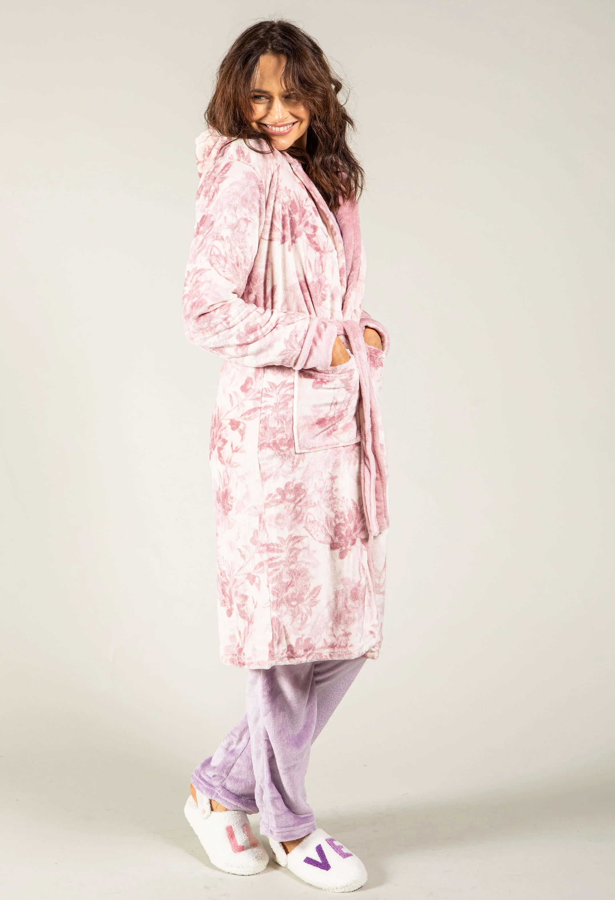 Luxury Hooded Dressing Gown - Image 14