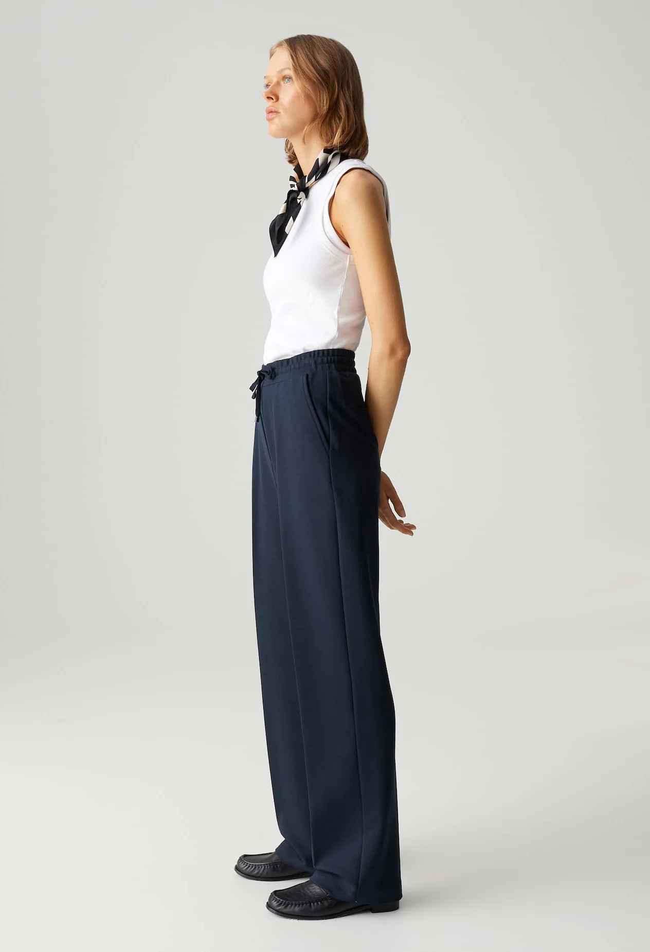 Macie Wide Leg Trousers - Image 9