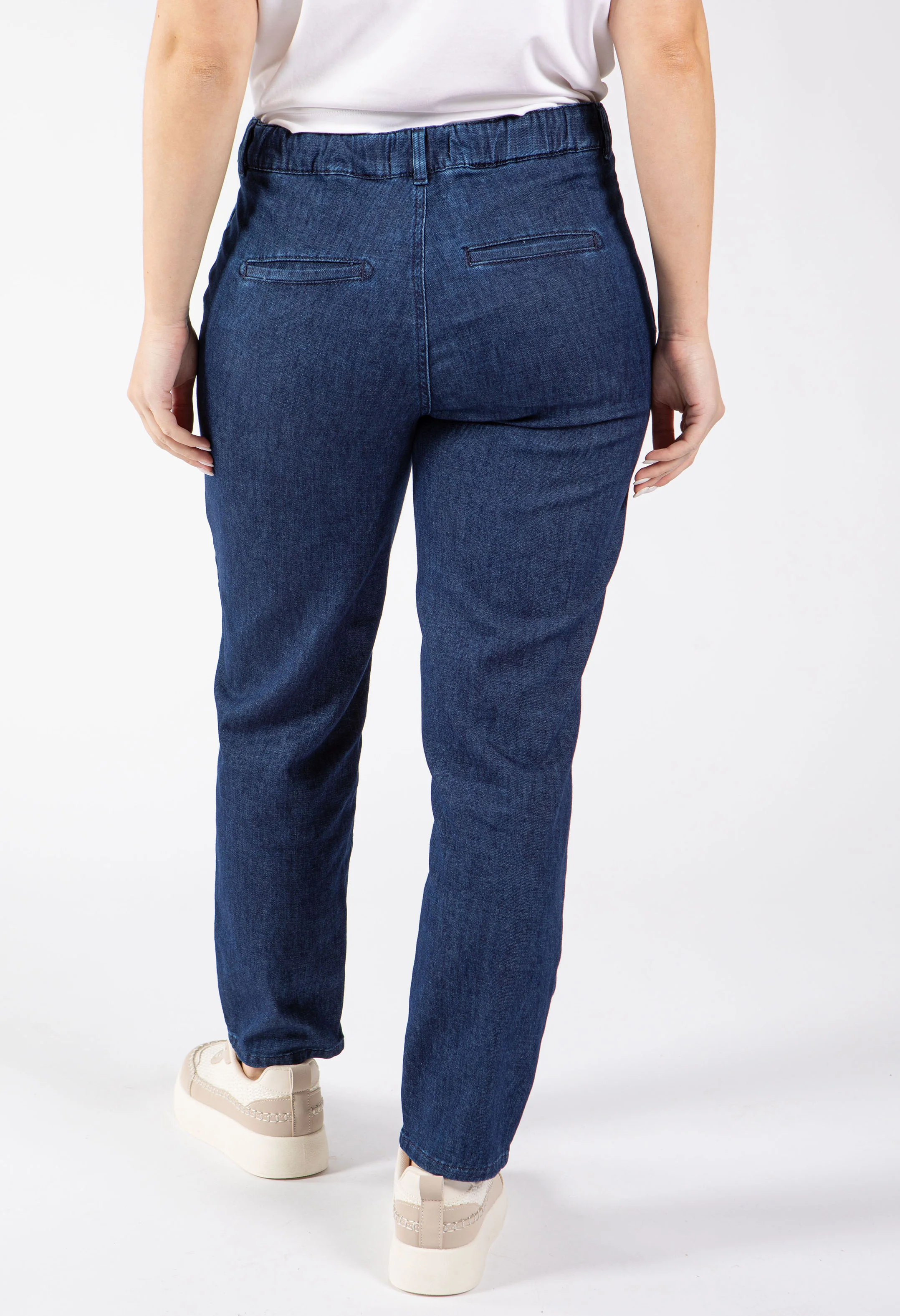 Maron S Relaxed Fit Jeans - Image 4