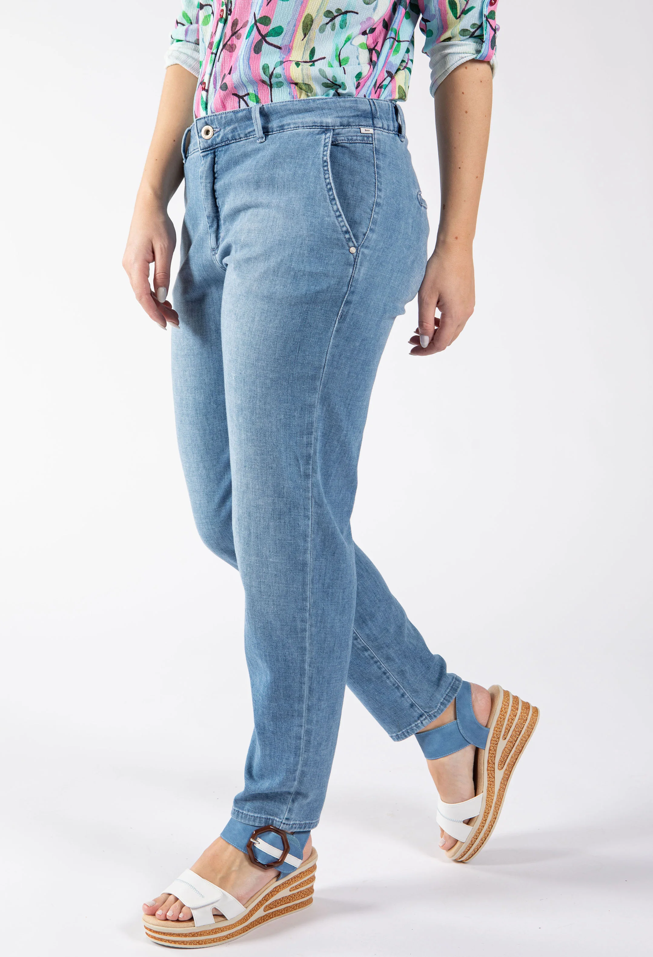 Maron S Relaxed Fit Jeans - Image 7