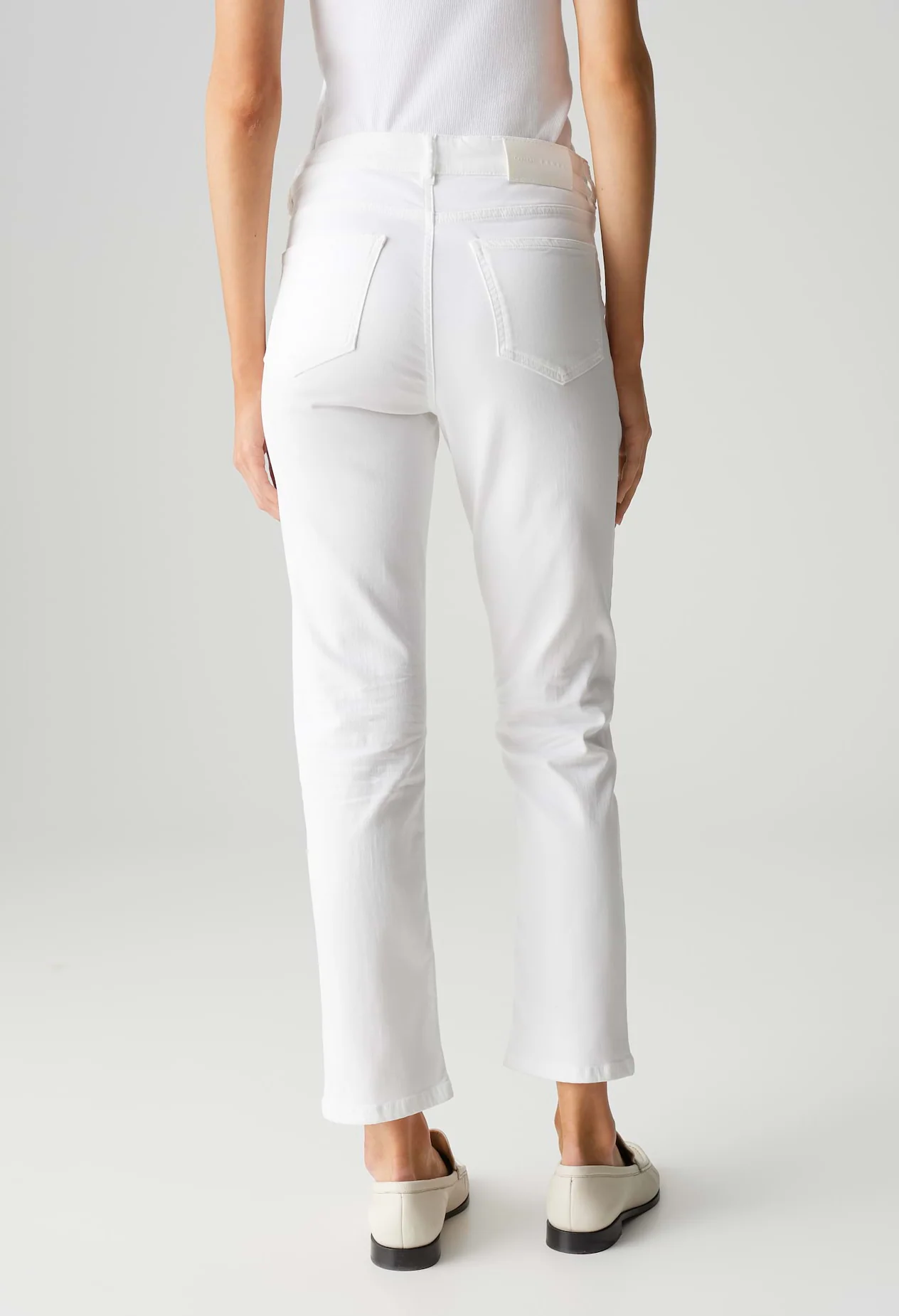 Melly Base Mid Rise Straight Jeans - Image 2