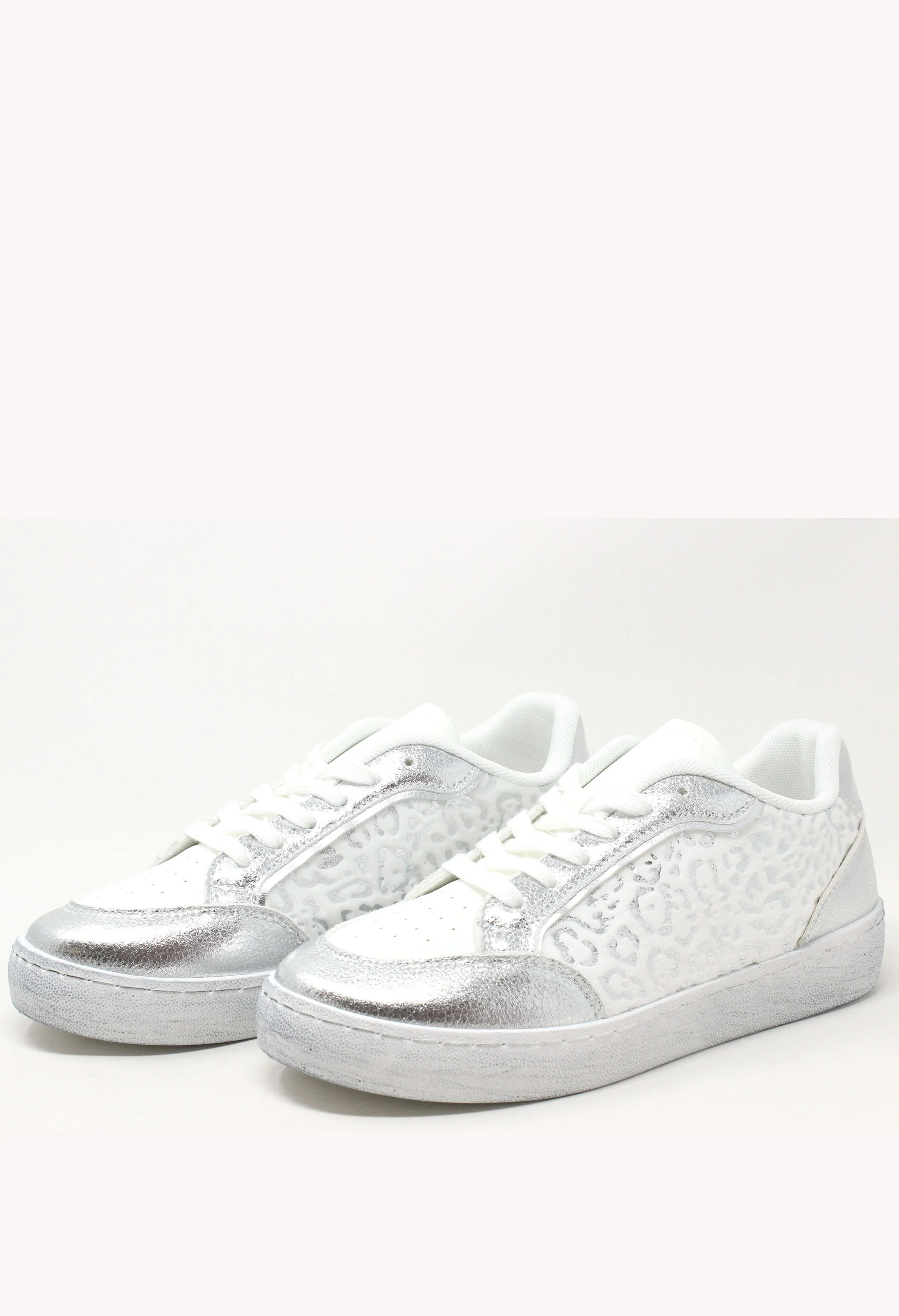Metallic Leo Trainer - Image 11