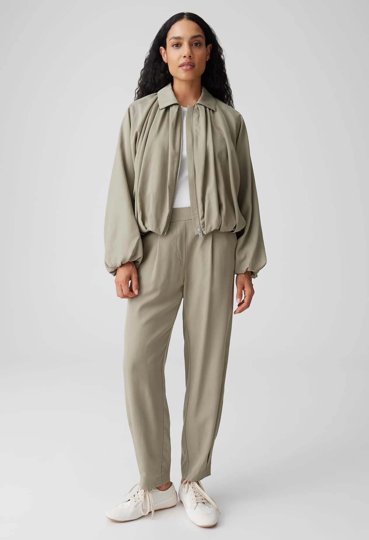 Myha Airy Relaxed City Trousers - Image 3