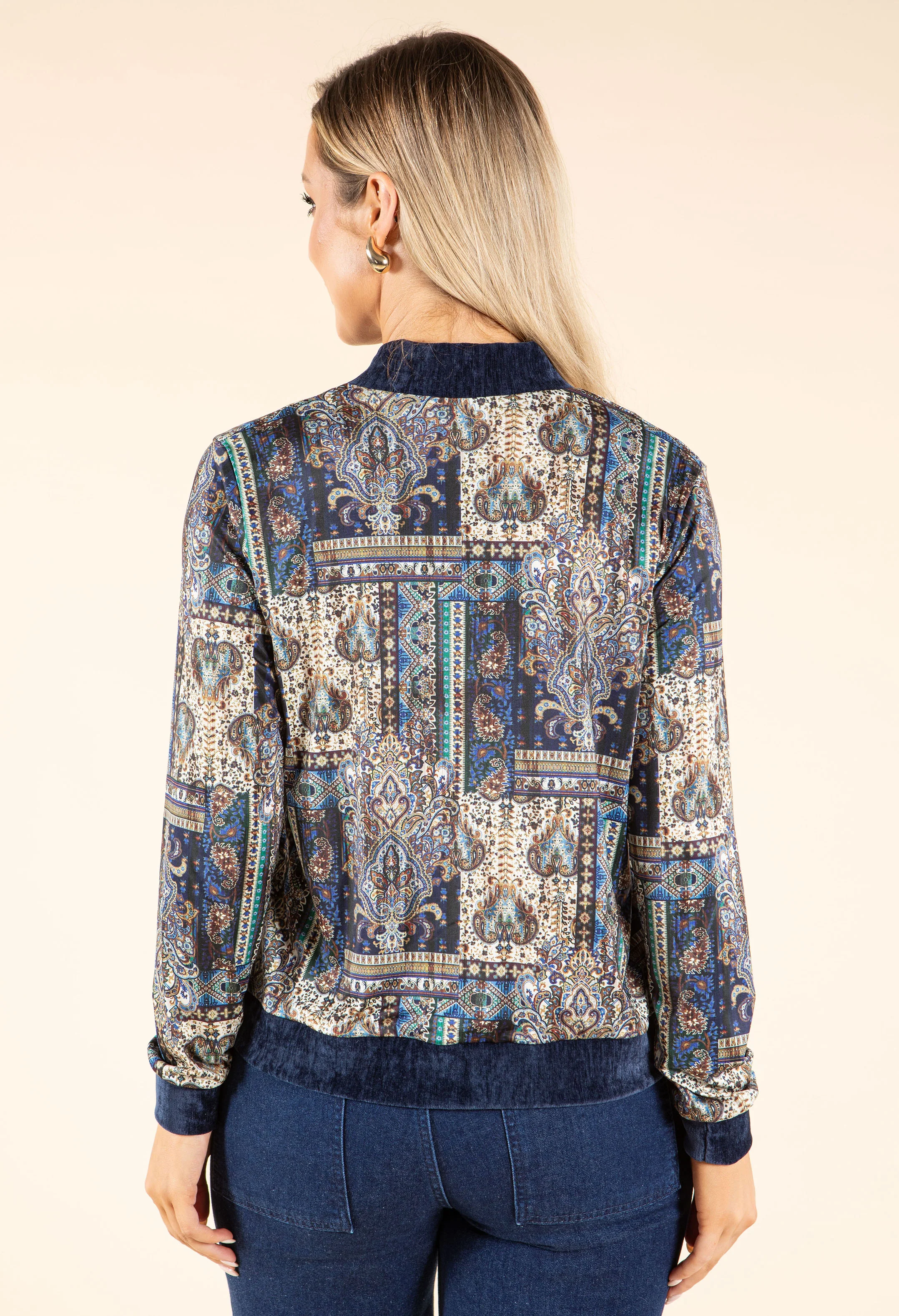 Patchwork Design Bomber Jacket - Image 9