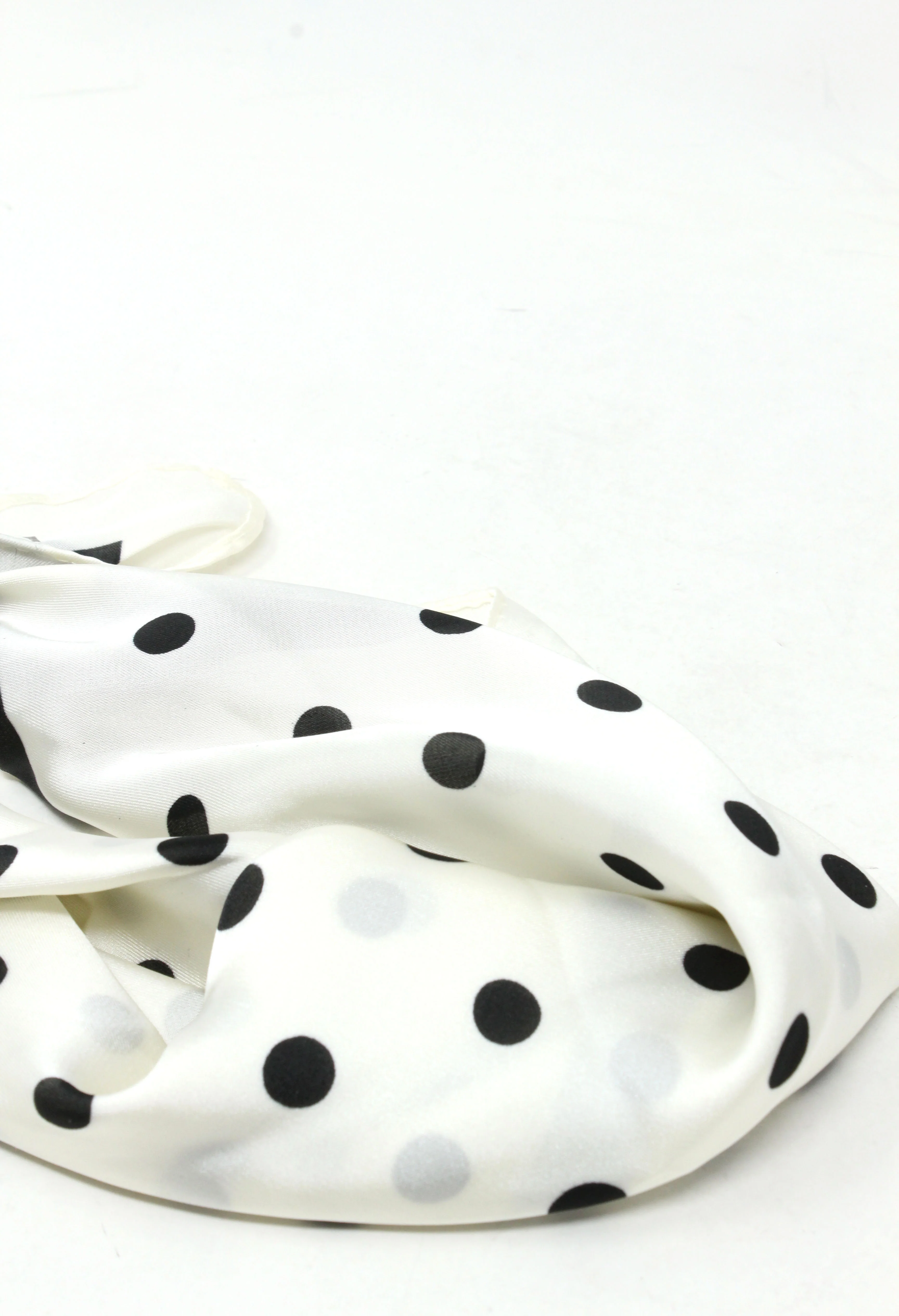 Polka Dot Magnetic Neck Scarf - Image 6