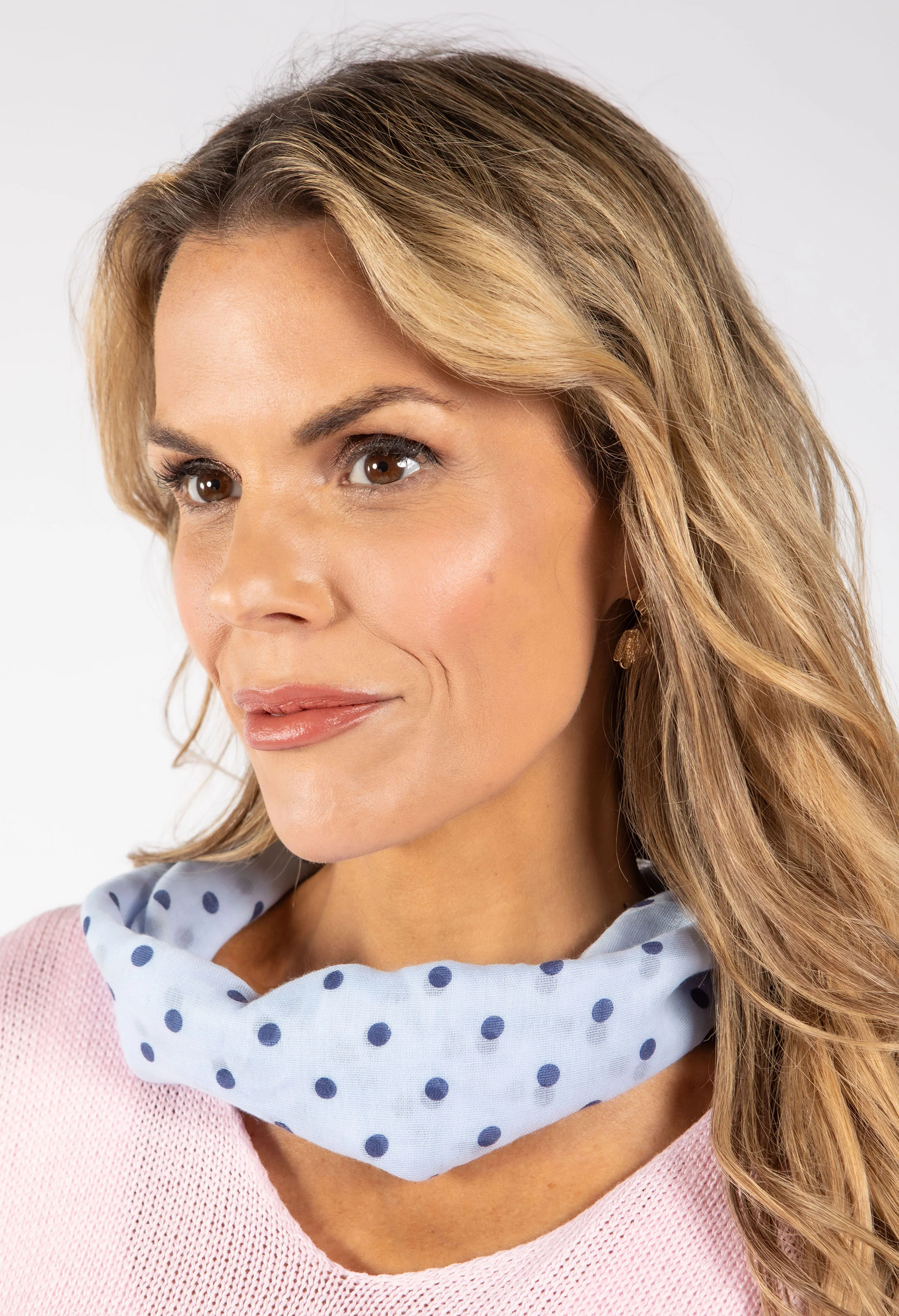 Polka Dot Magnetic Scarf - Image 3