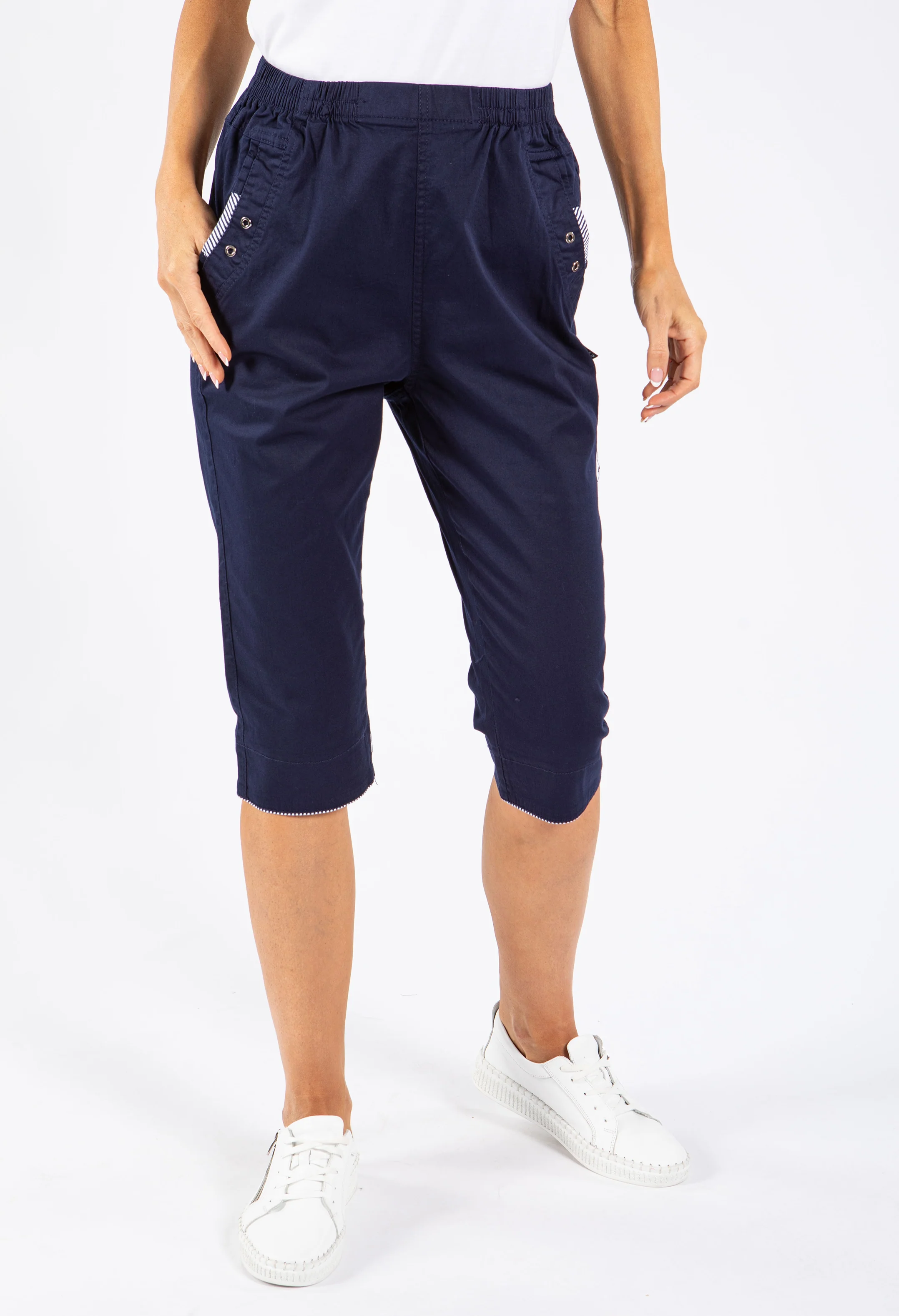 Pull On Capri - Image 10