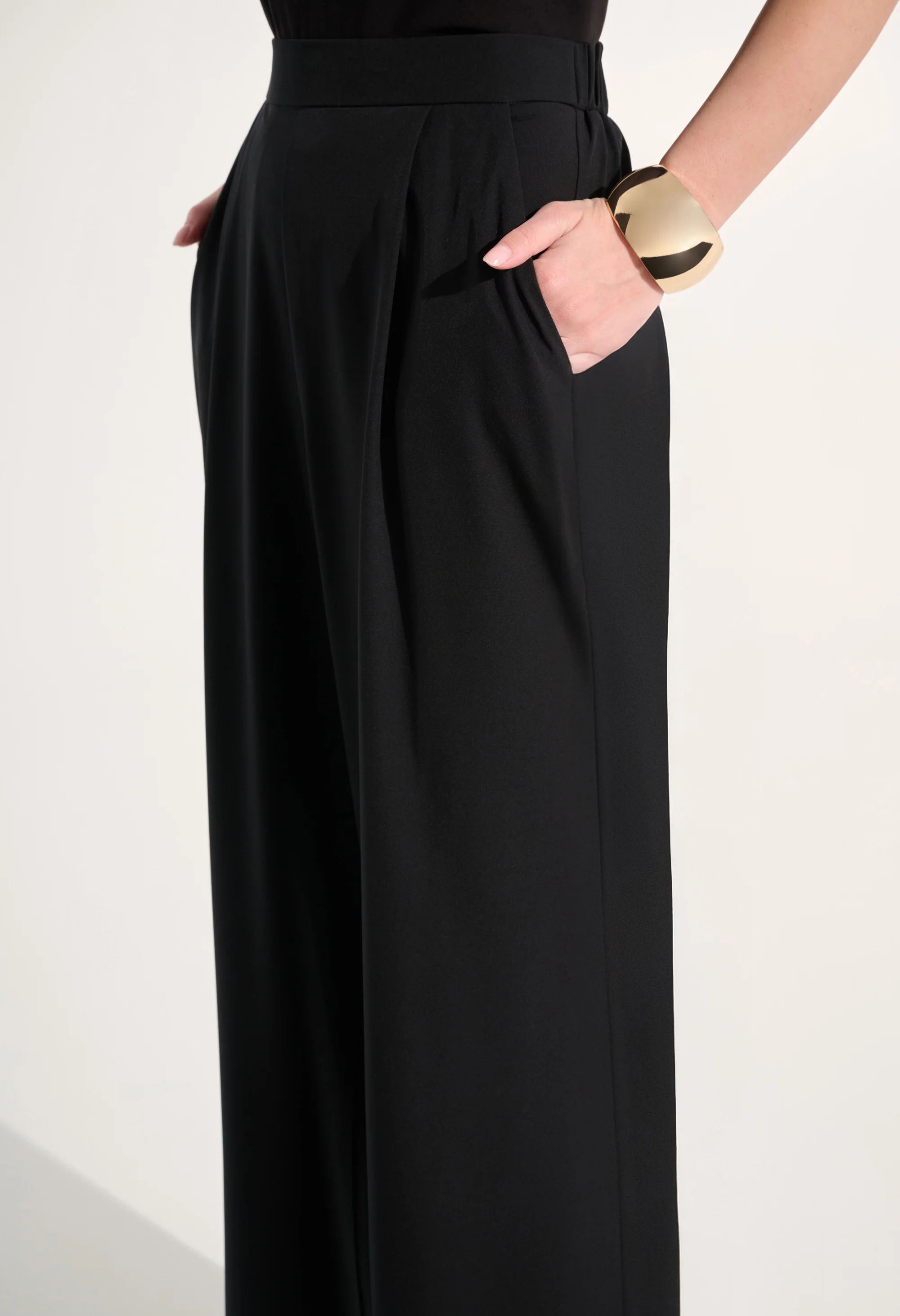 Pull-on Wide Leg Trousers - Image 9