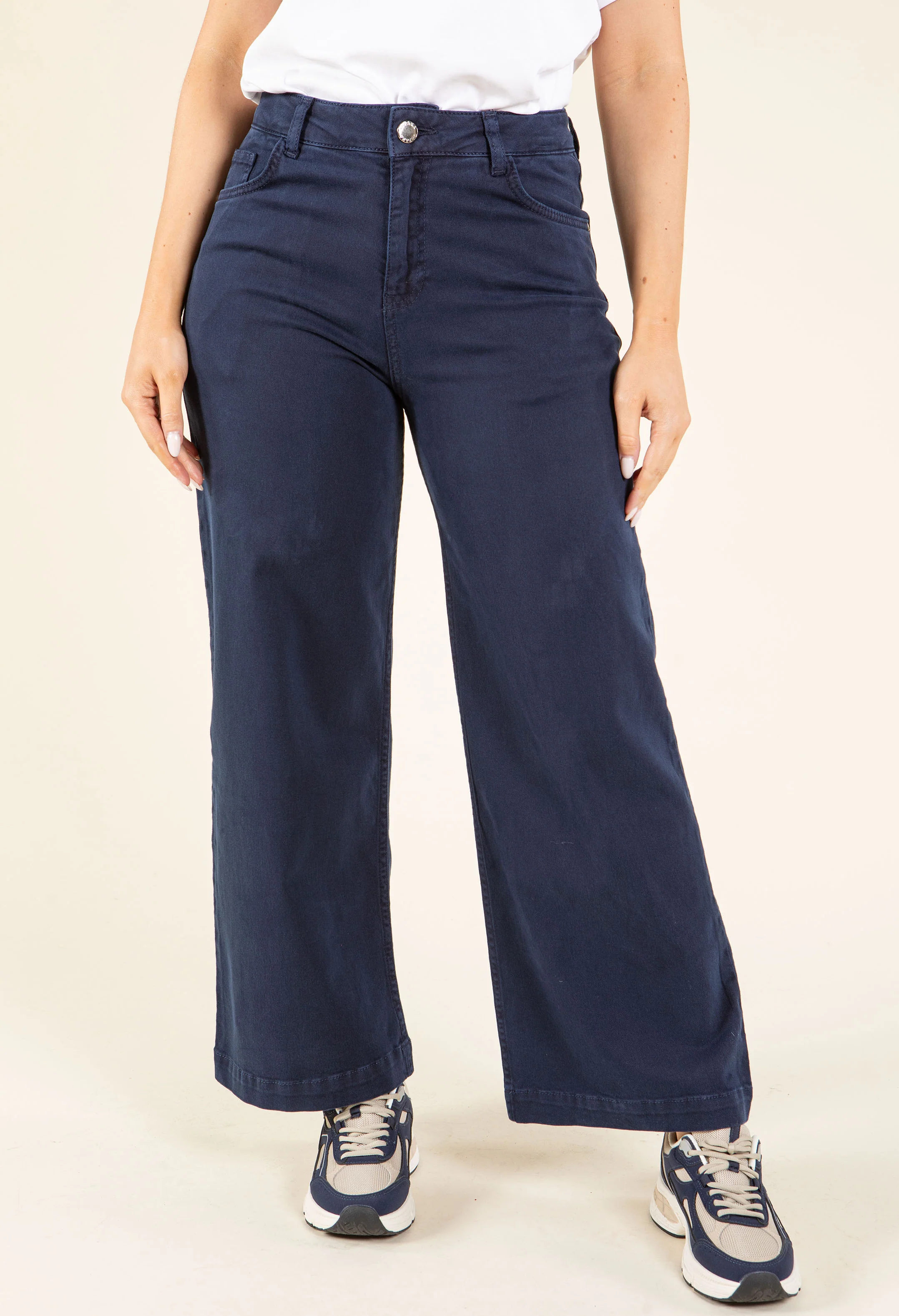 Rosie Relaxed Wide Leg Jeans - Image 2