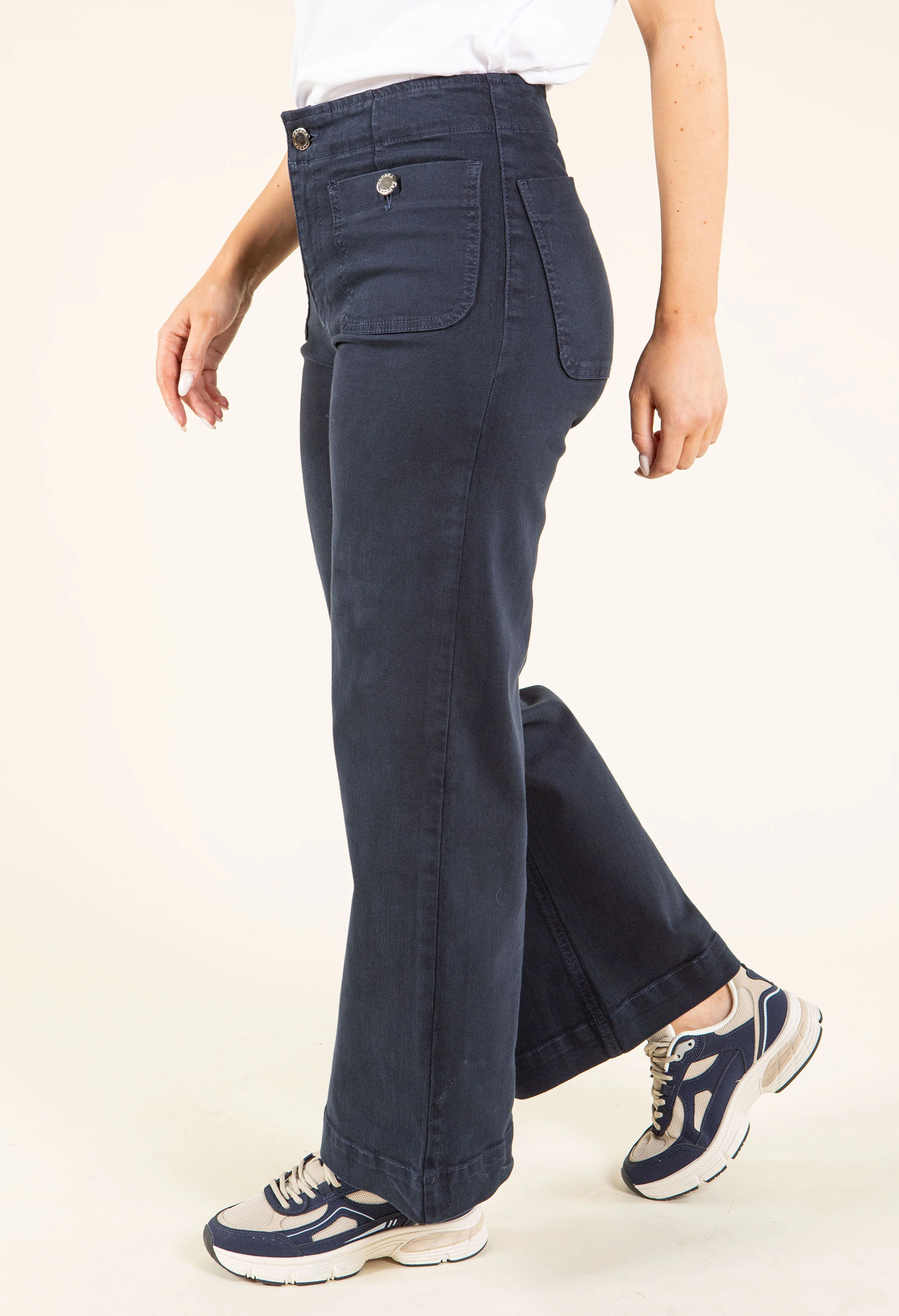 Ruby Dahlia Wide Leg Jeans - Image 4