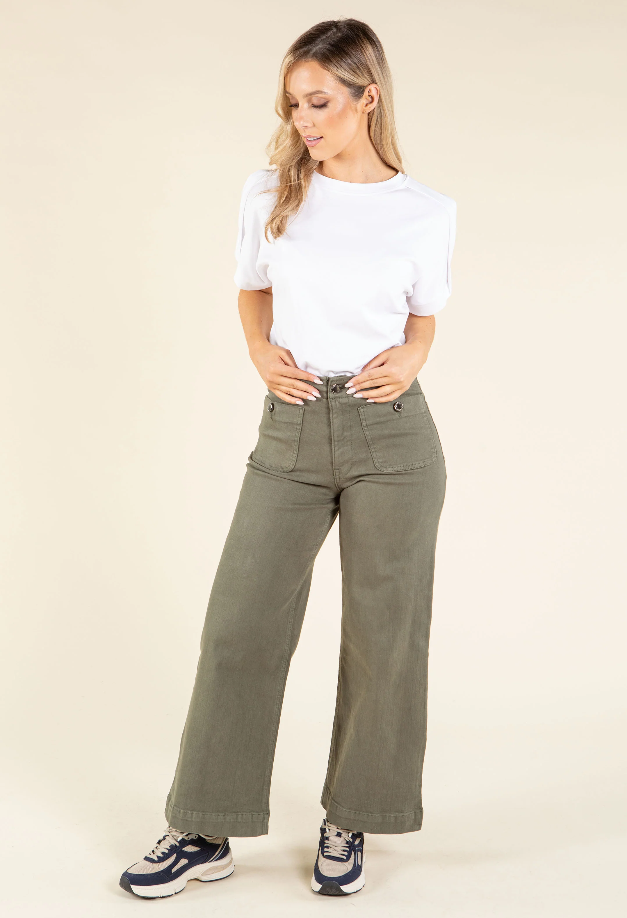 Ruby Dahlia Wide Leg Jeans - Image 6