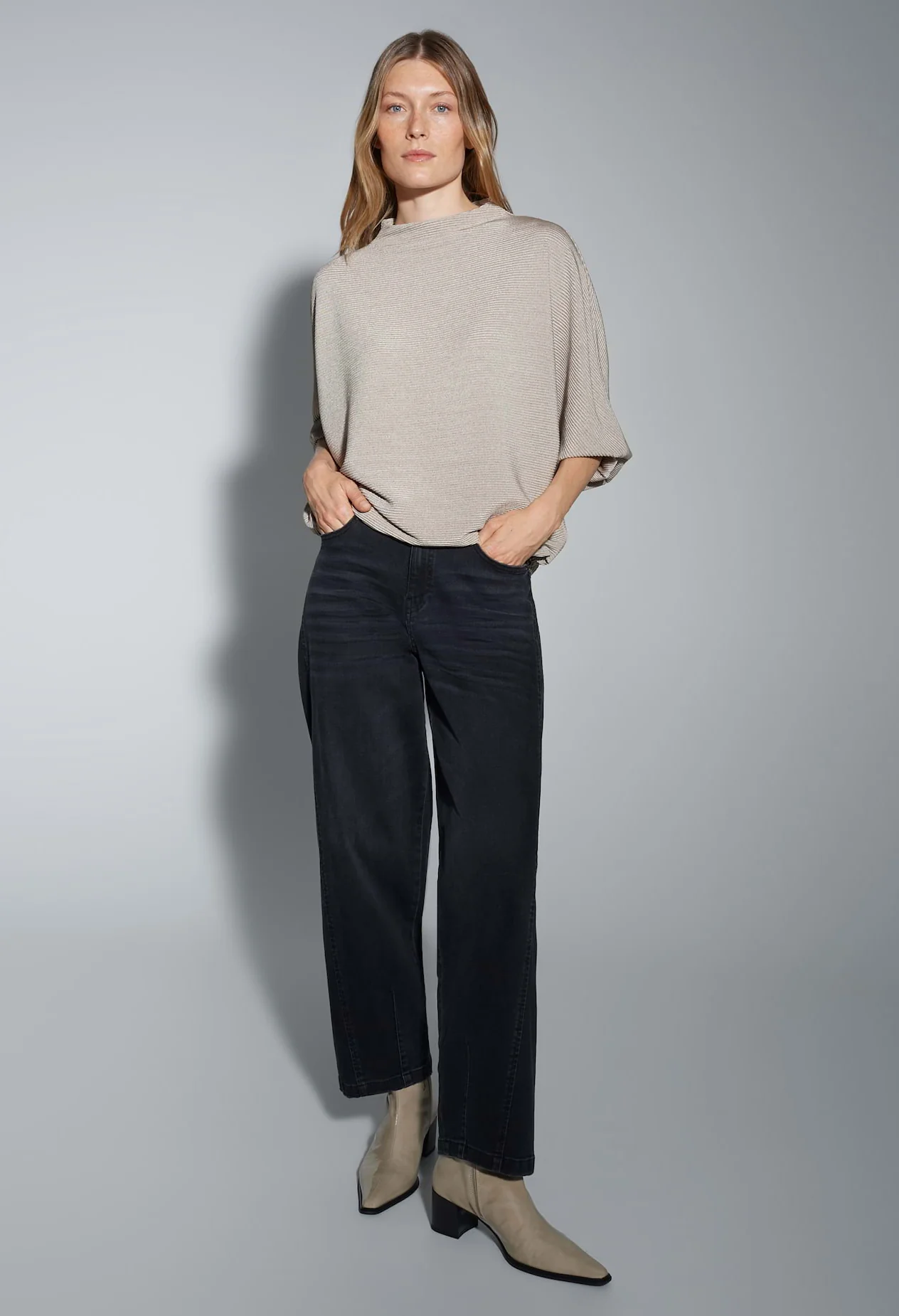 Saglanz Gloss Effect Jersey Top - Image 10