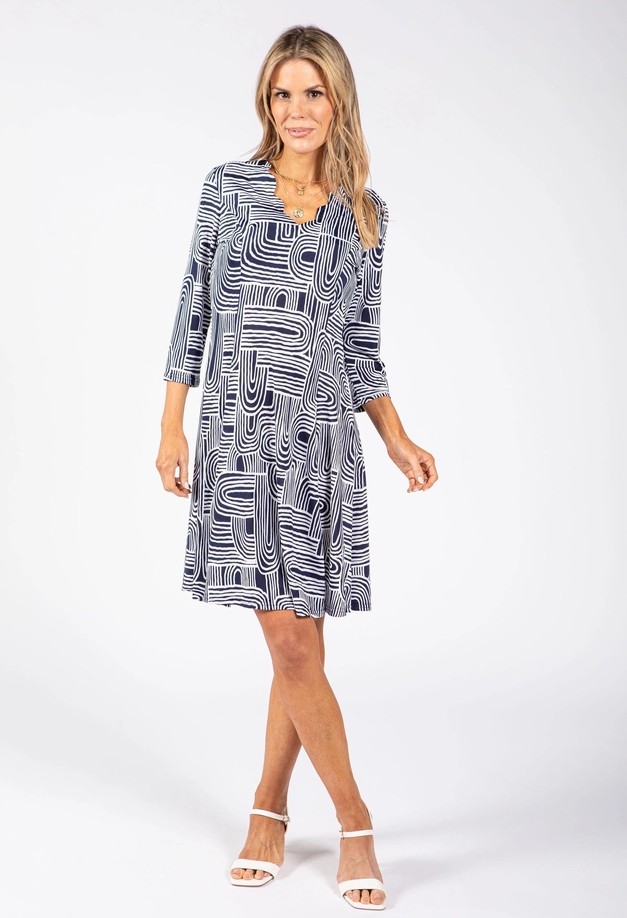 Scalloped Neckline Geometric Print Dress - Image 3
