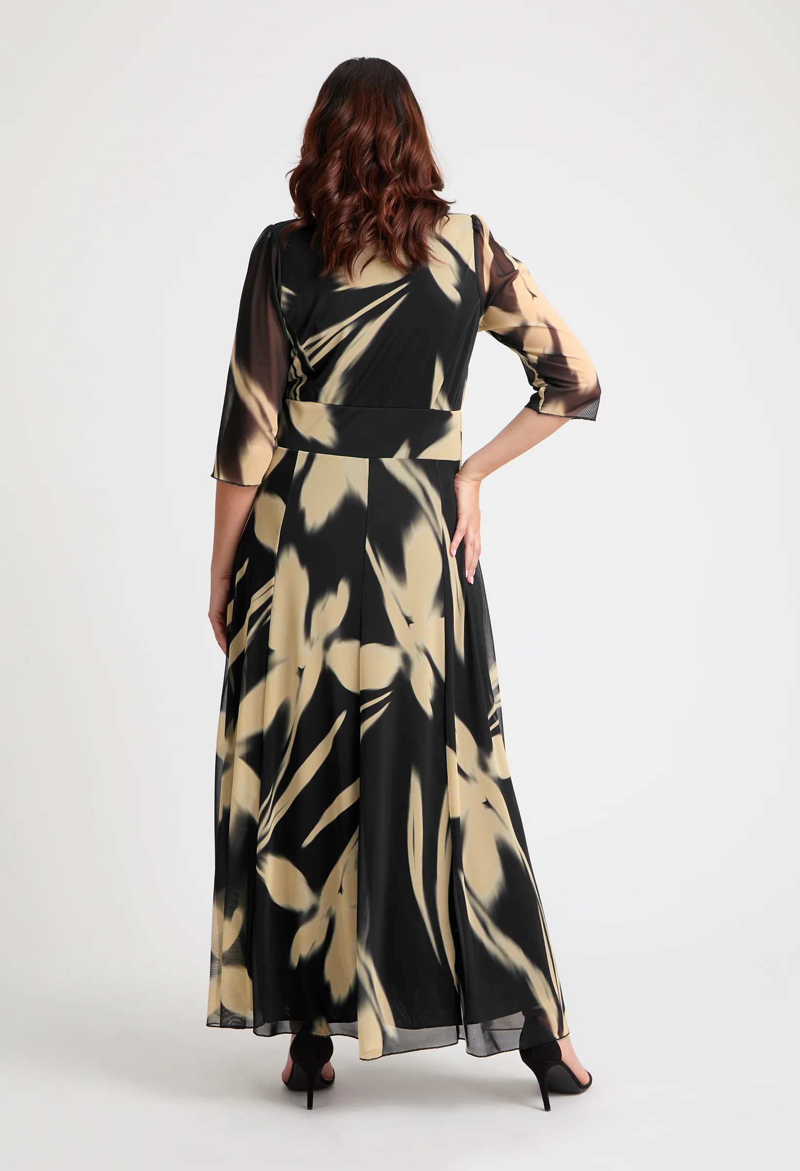 Verity Curve+ Maxi Dress - Image 3