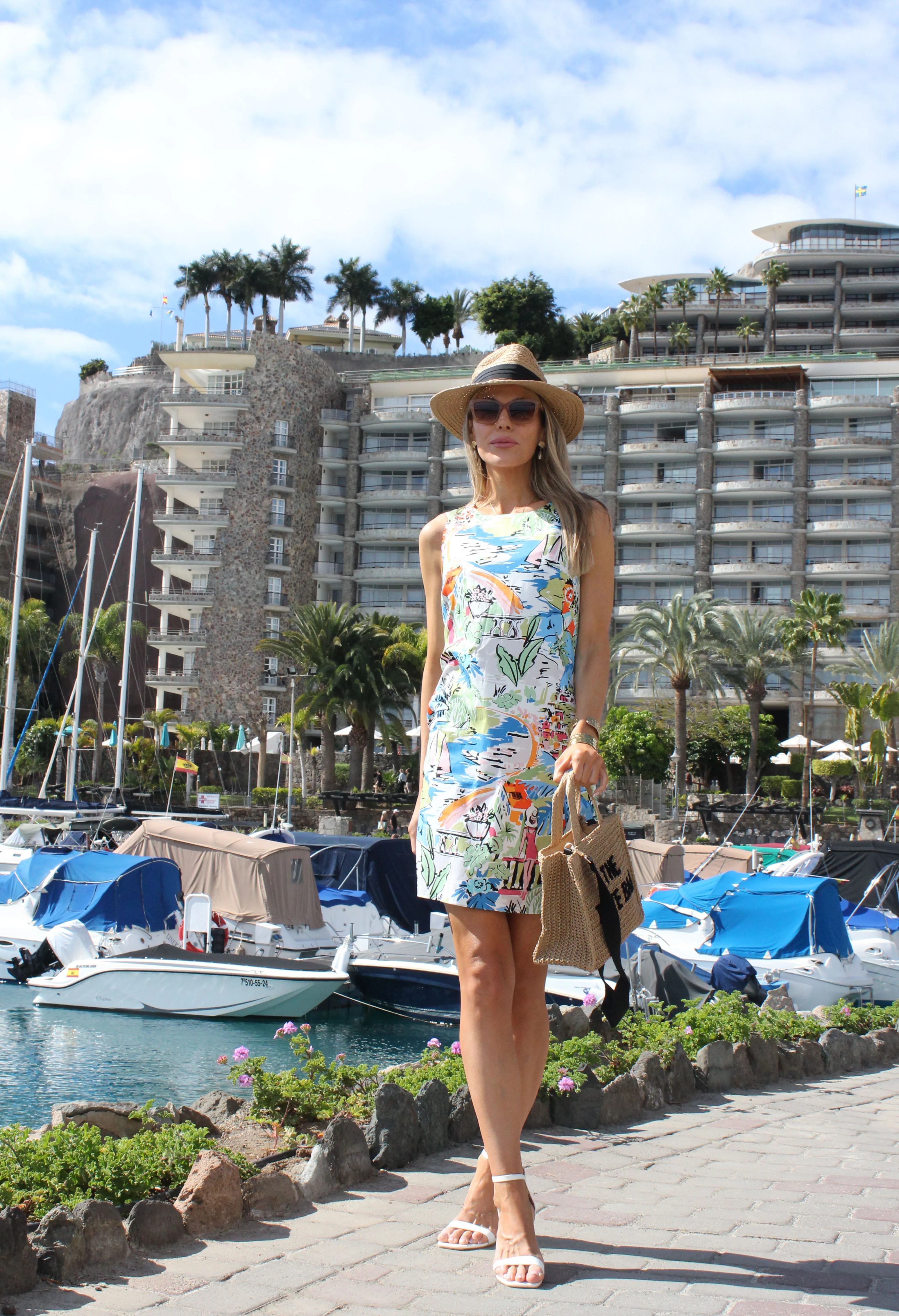 Scenic Print Sleeveless Dress - Image 7