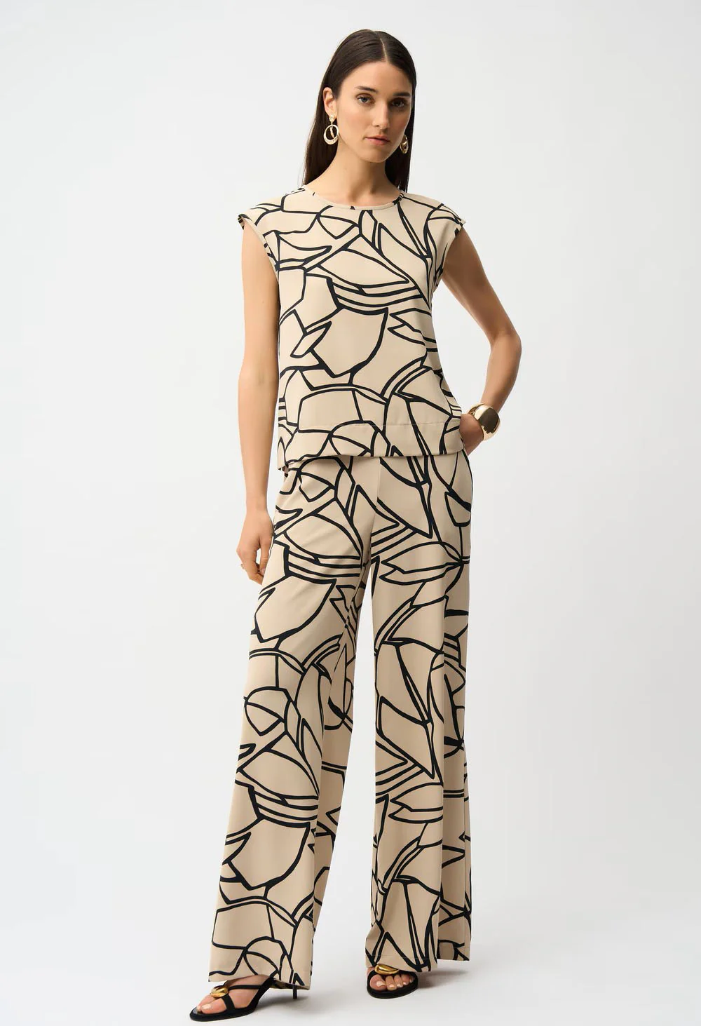 Sleeveless Floral Top - Image 3