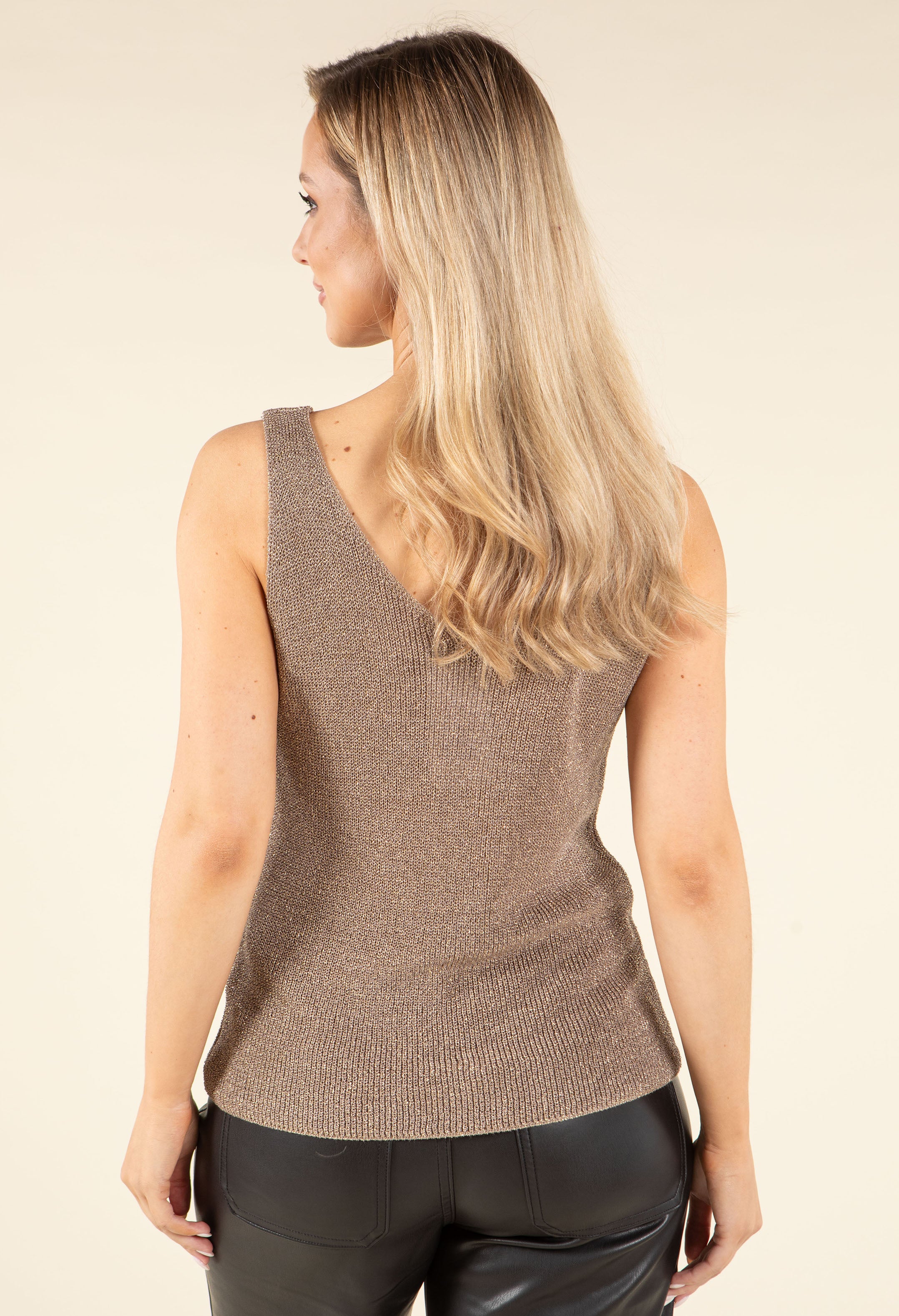 Sleeveless Lurex Knit Top - Image 12