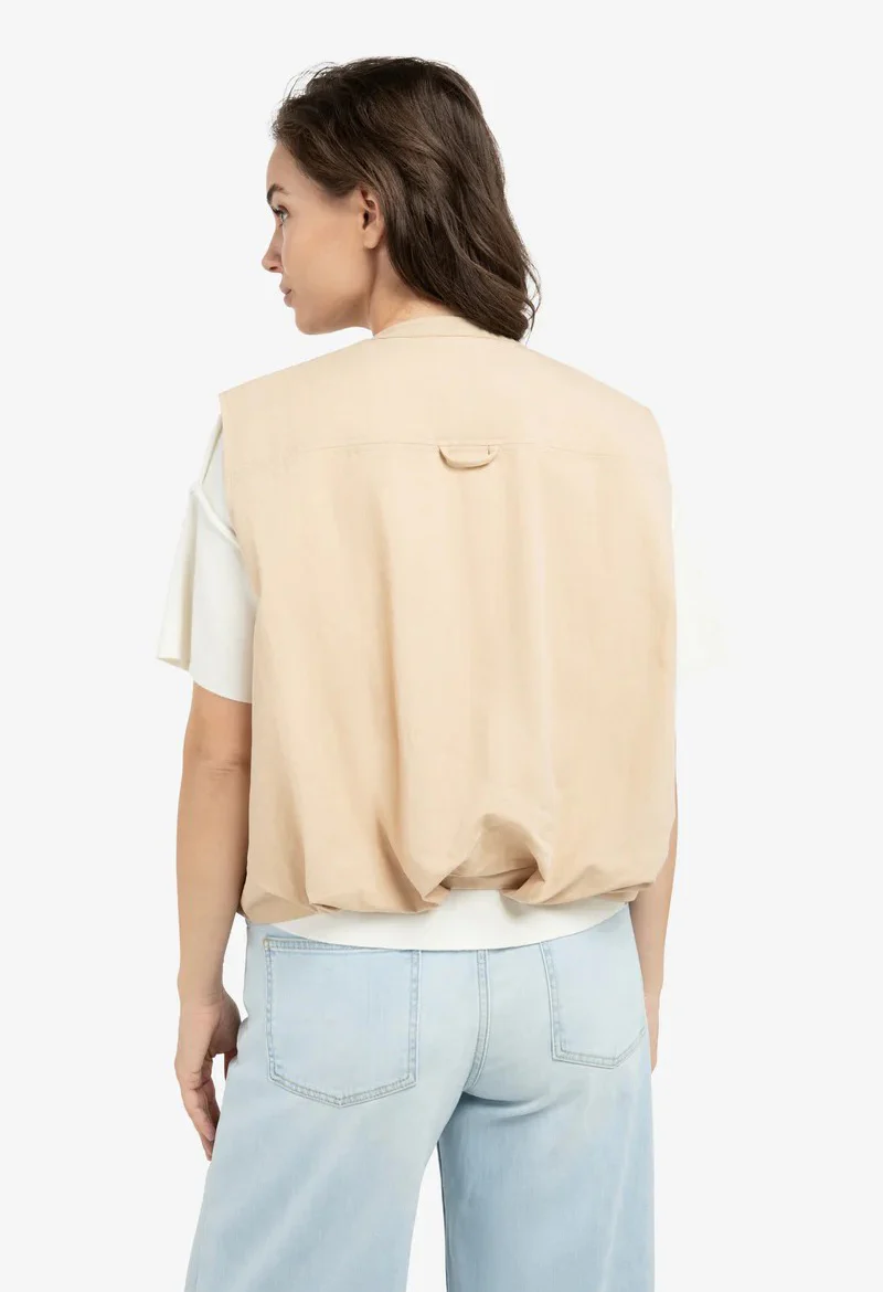 Sleeveless summer jacket with drawstrings - Image 4