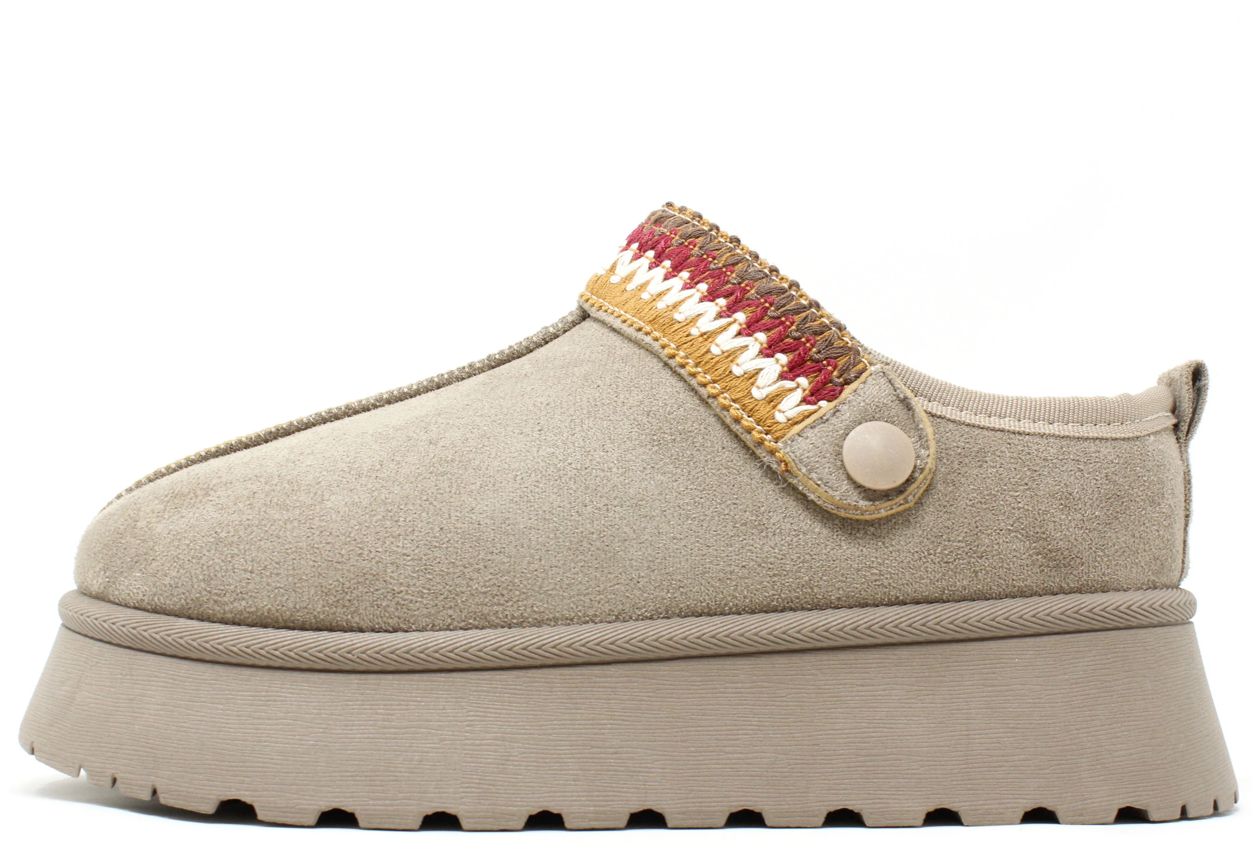 Slip On Boot with Trimmed Strap - Image 11