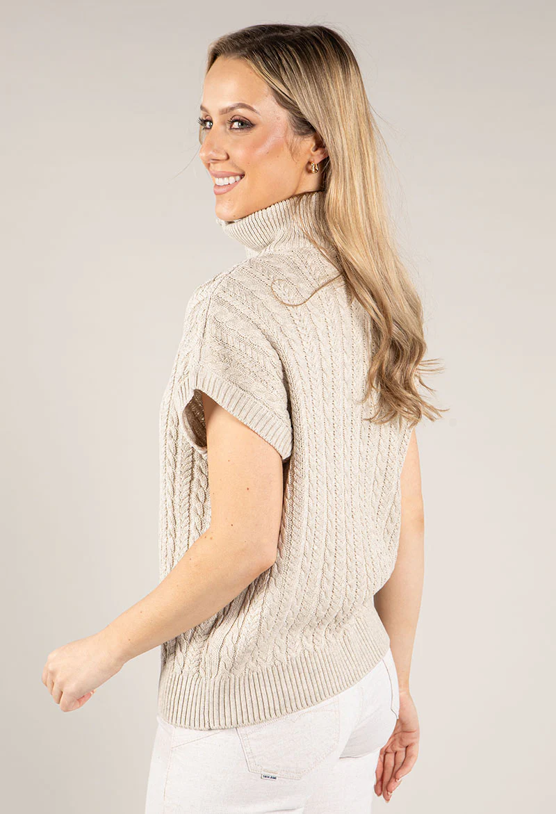 Soft Cable Knit Sweater Vest - Image 4
