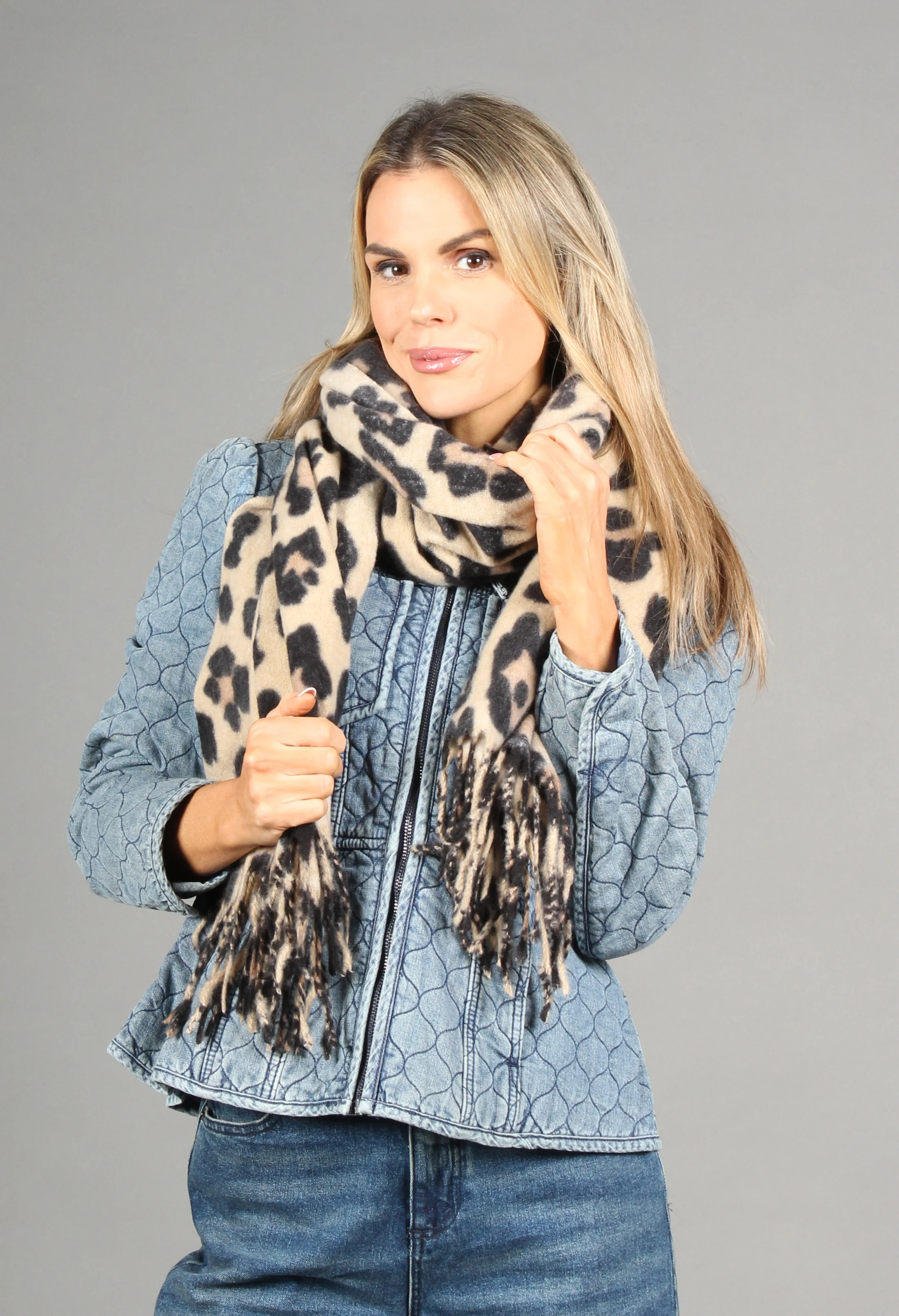 Soft Leopard Scarf - Image 2