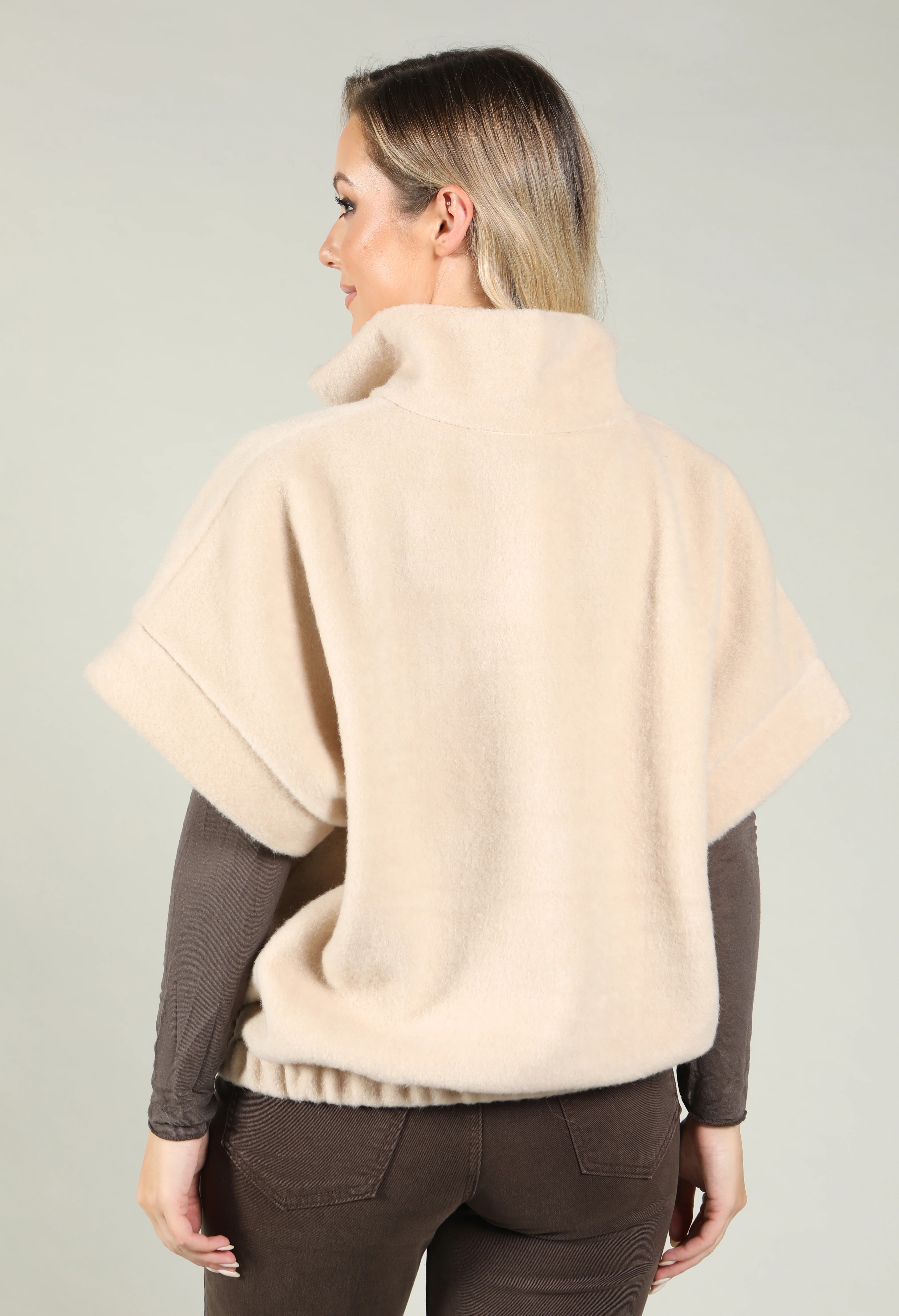 Soft Touch Zip-Up Gilet - Image 6
