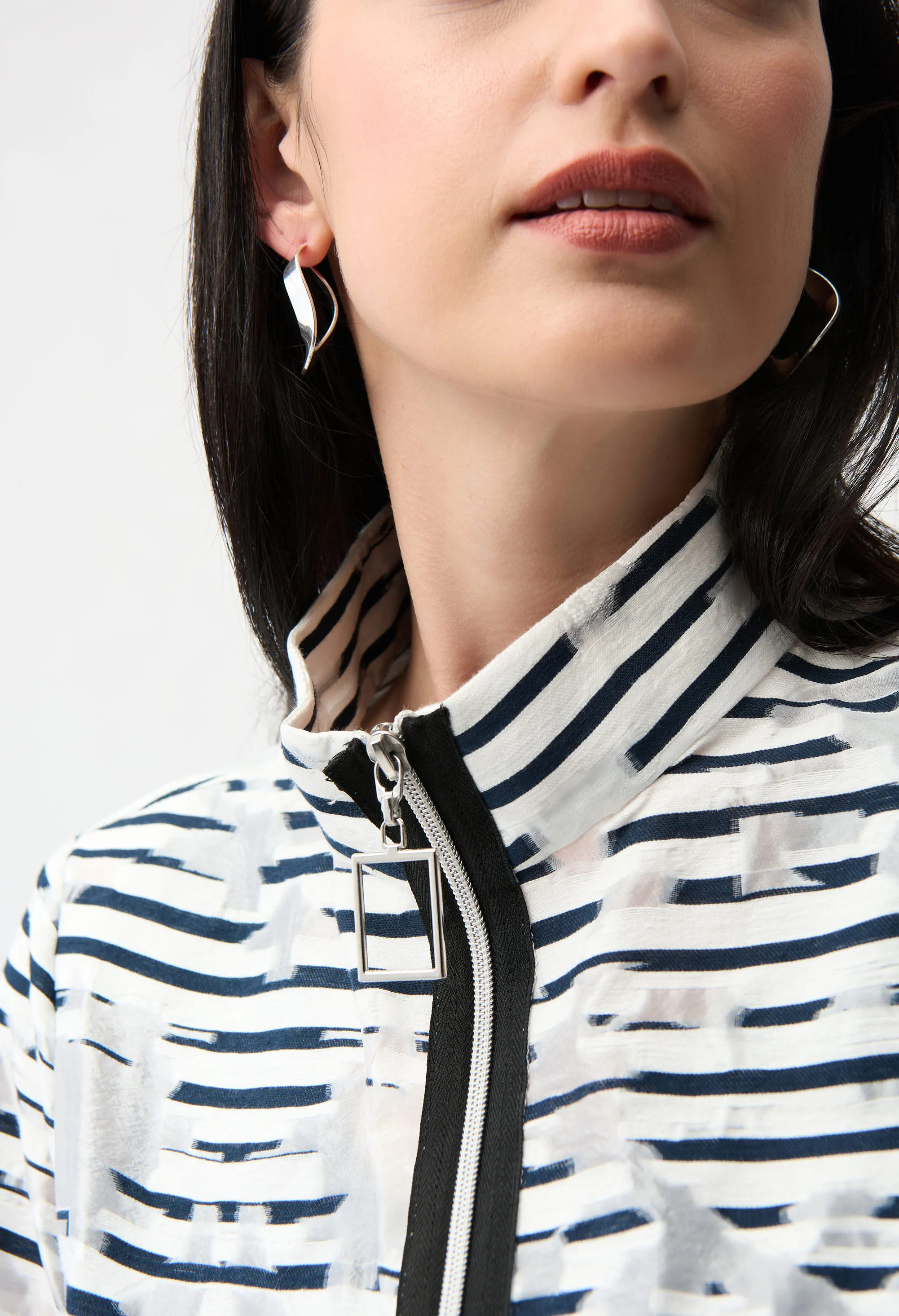 Sporty Striped Zipper Jacket - Image 3