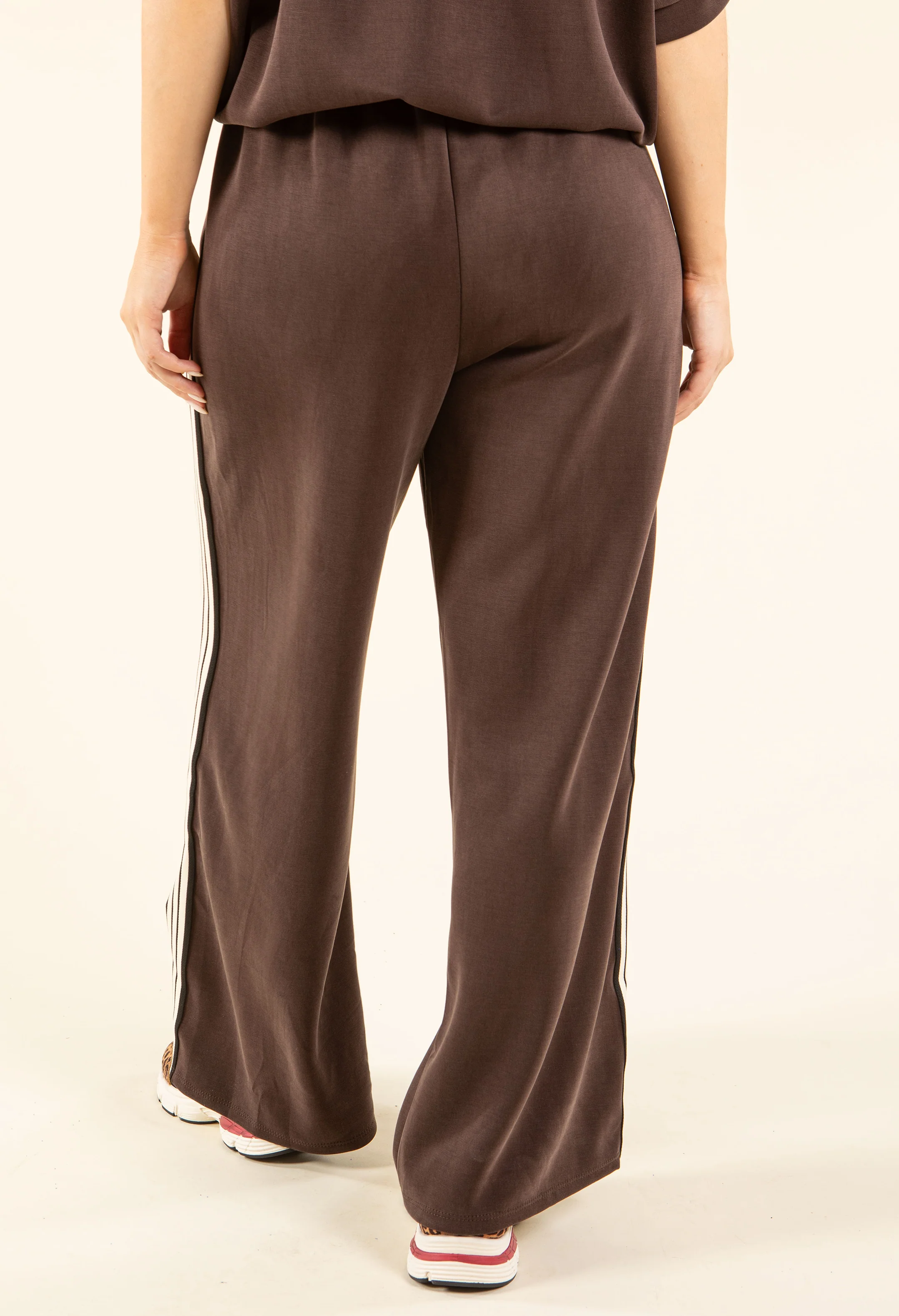 Stripe Detail Wide Joggers - Image 15