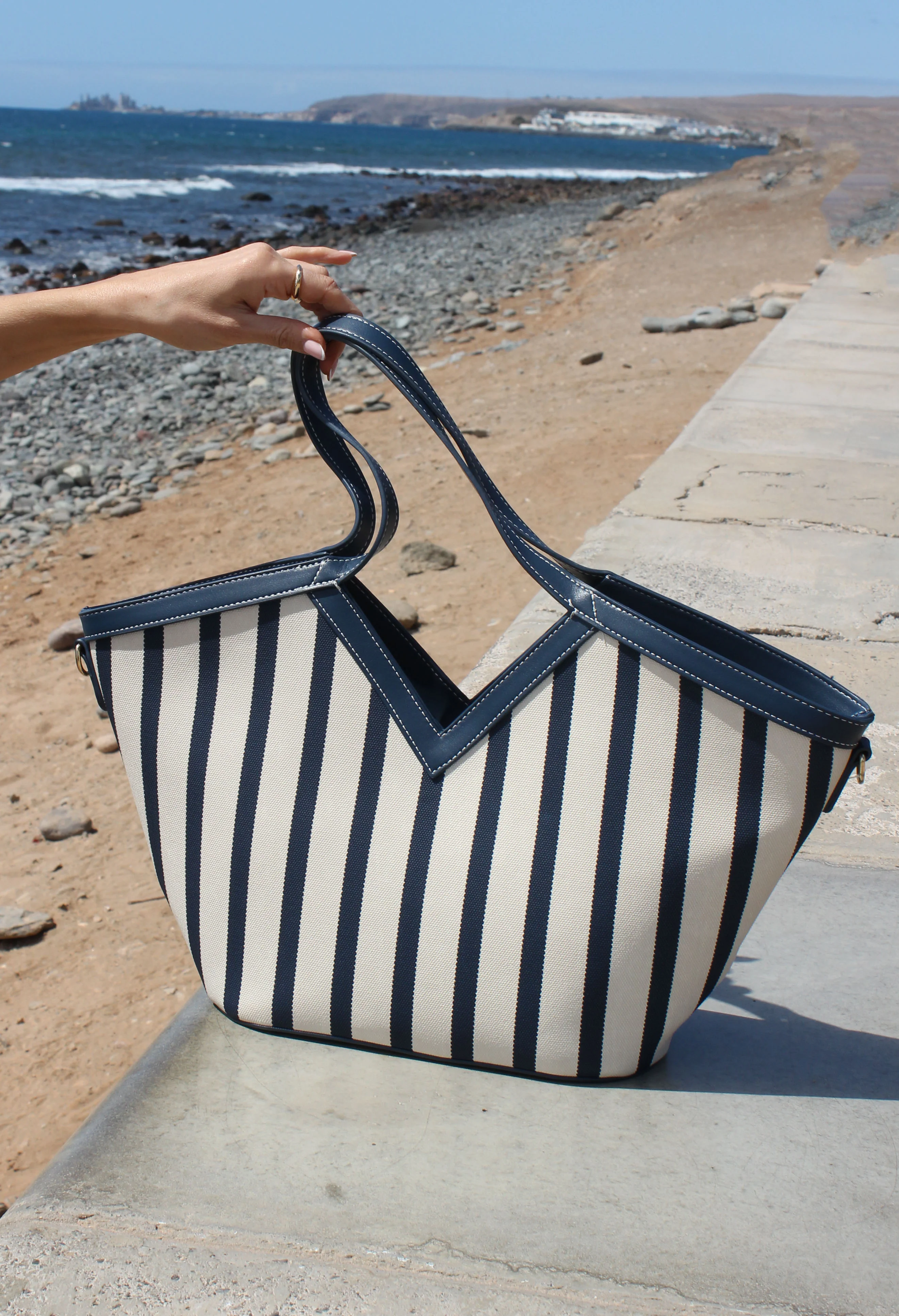 Striped Beach Tote Bag - Image 6
